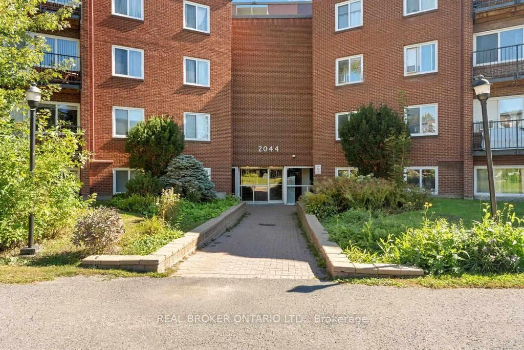 2044 Arrowsmith Drive #105B