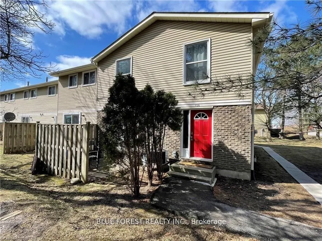 70 Fiddlers Green Road #106