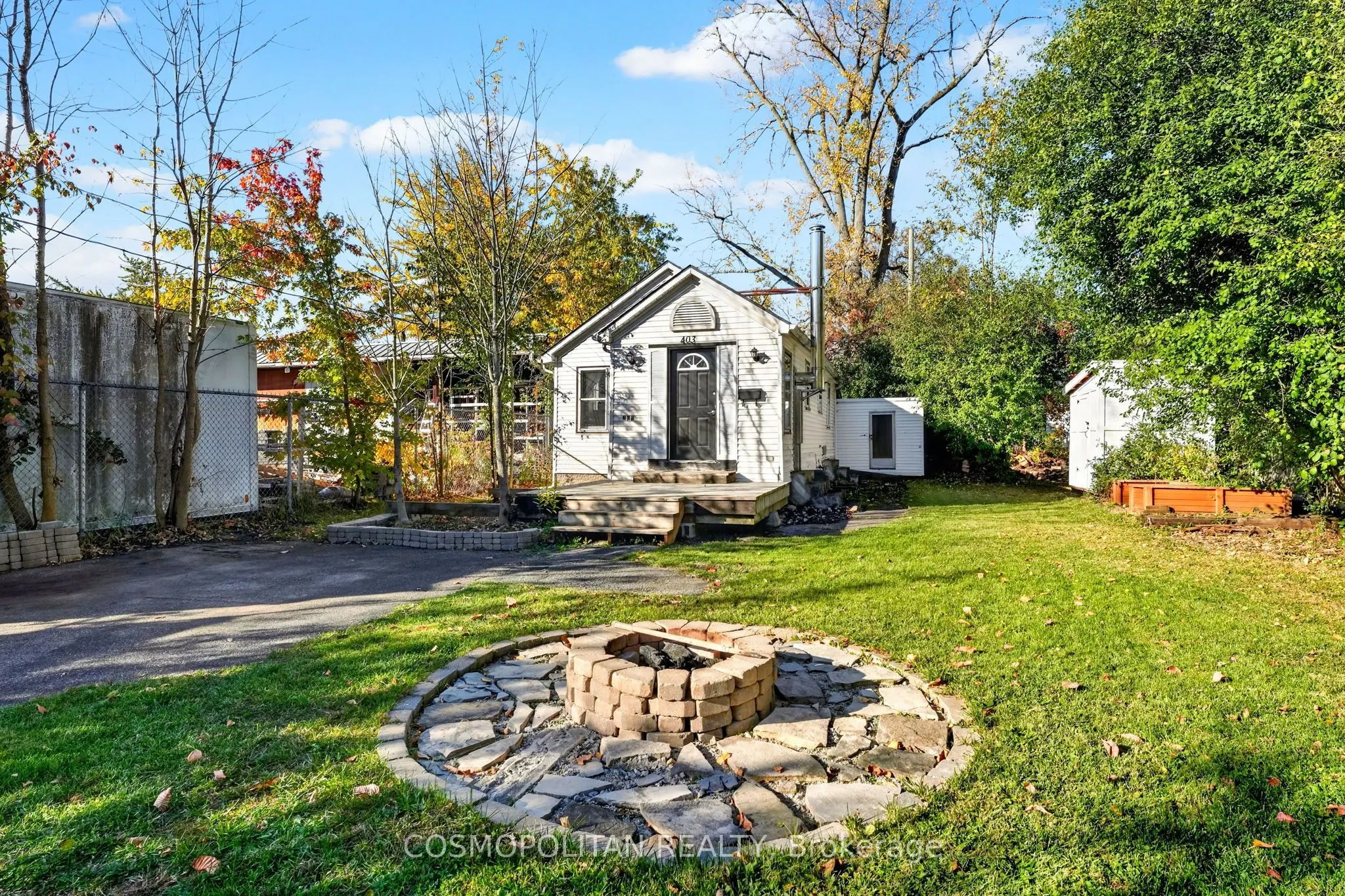 403 Crescent Road