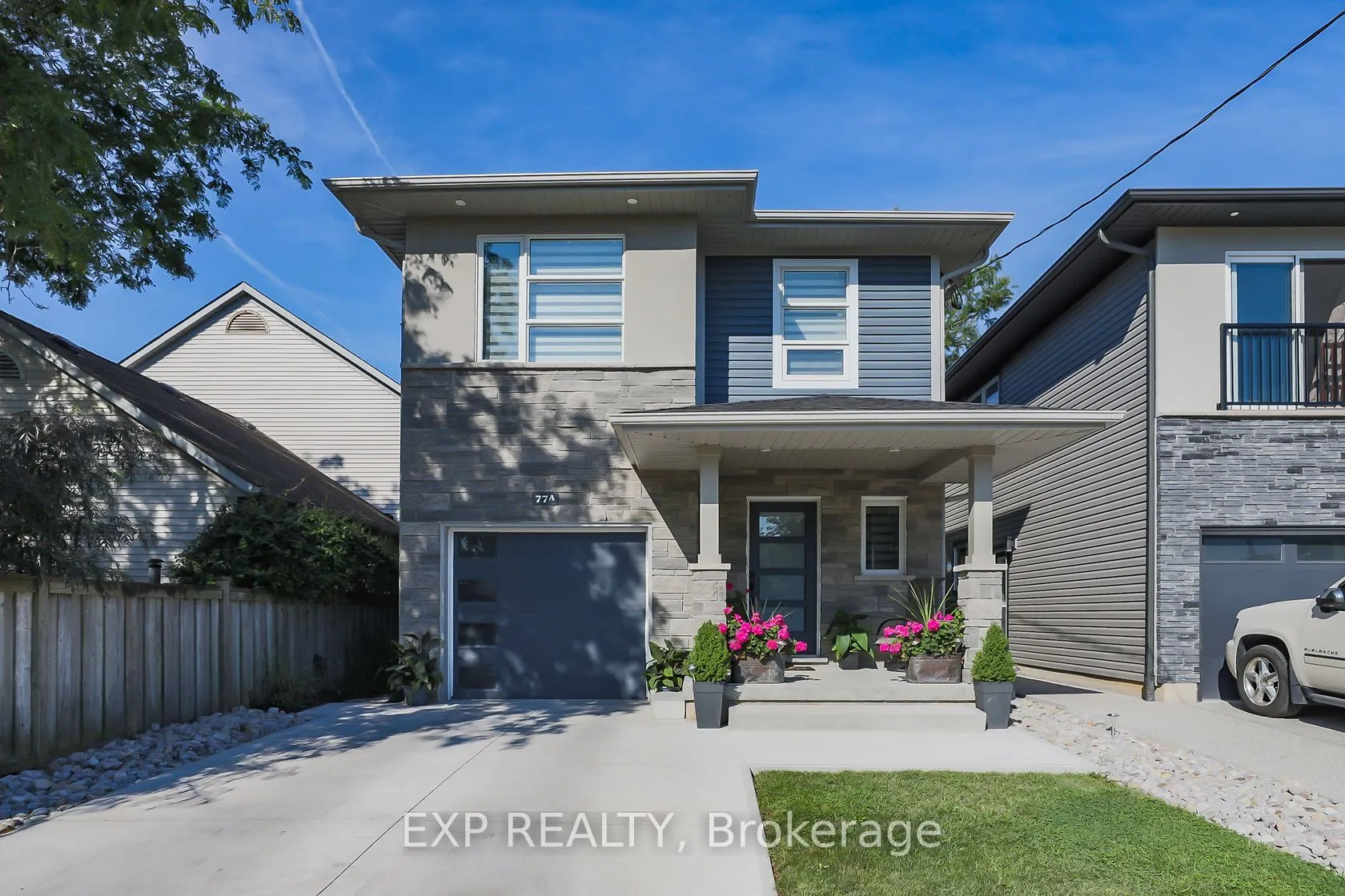 77A Broadway Avenue