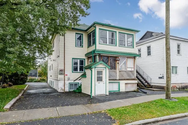 705 Walton Street