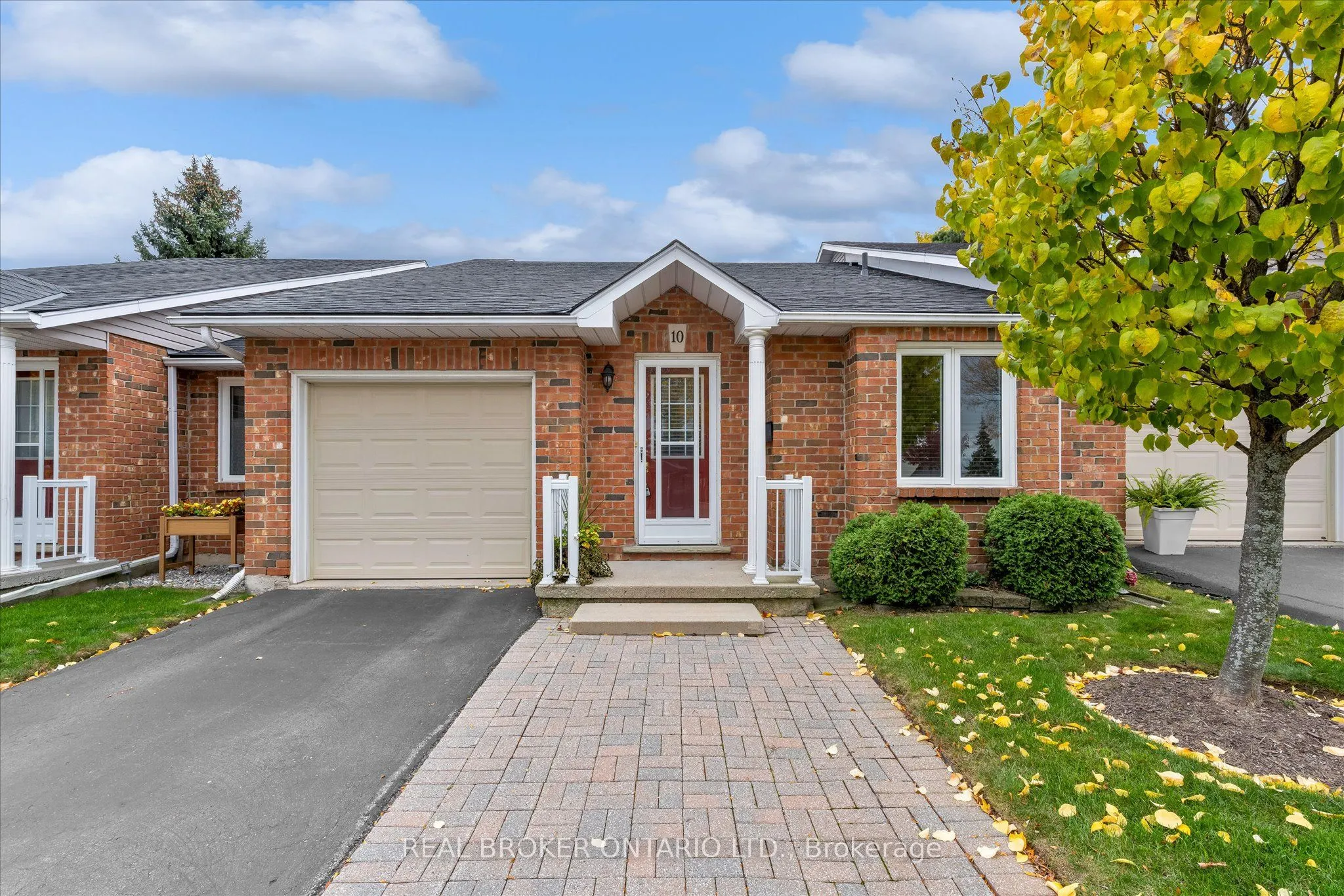 60 Rice Avenue #10