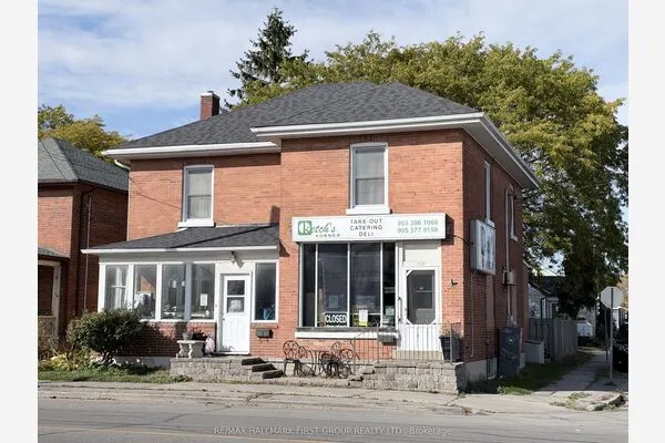 160 University Avenue W