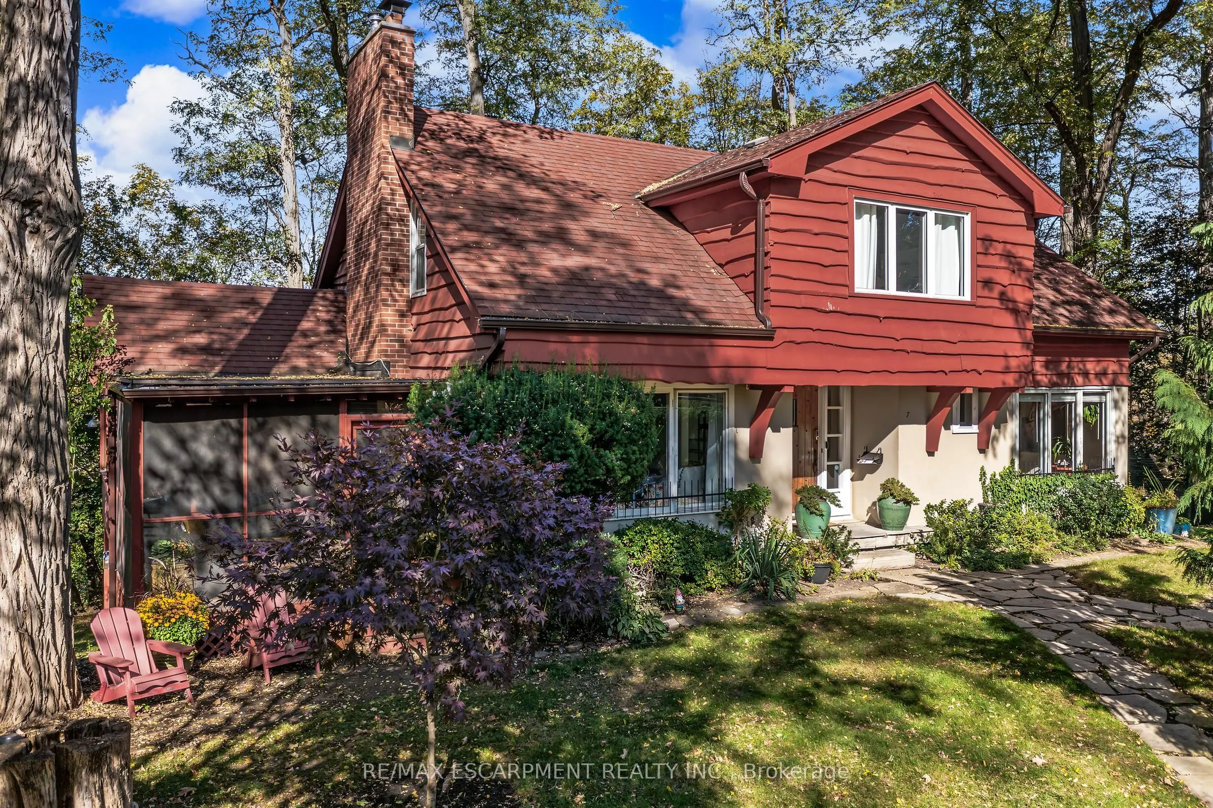 7 Hatfield Place