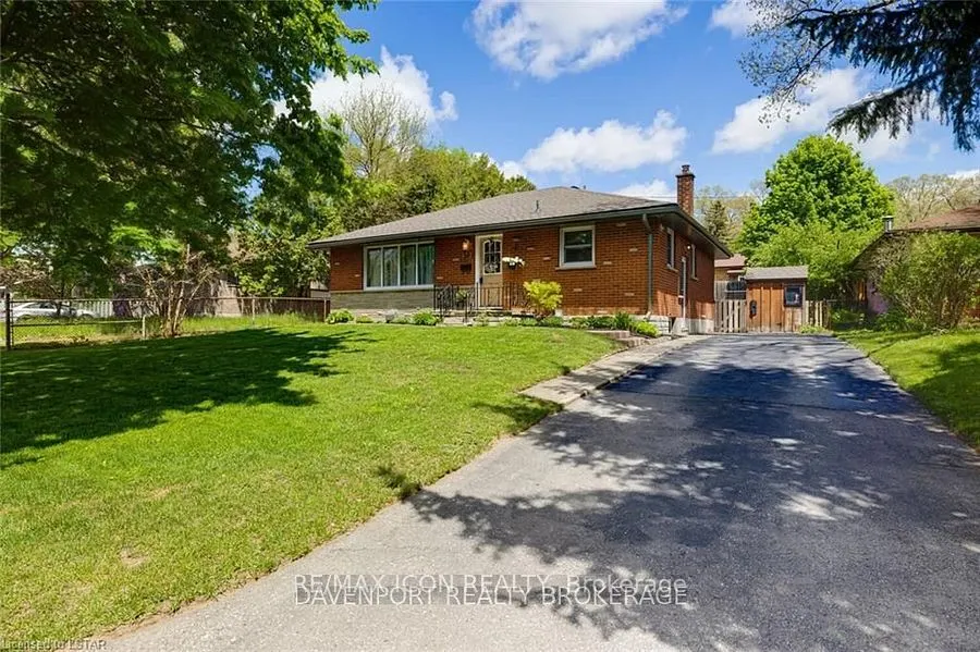 58 Manitoulin Drive
