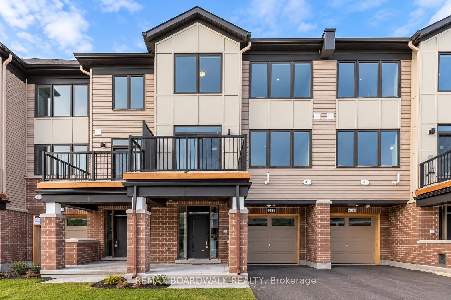 235 Anyolite Private