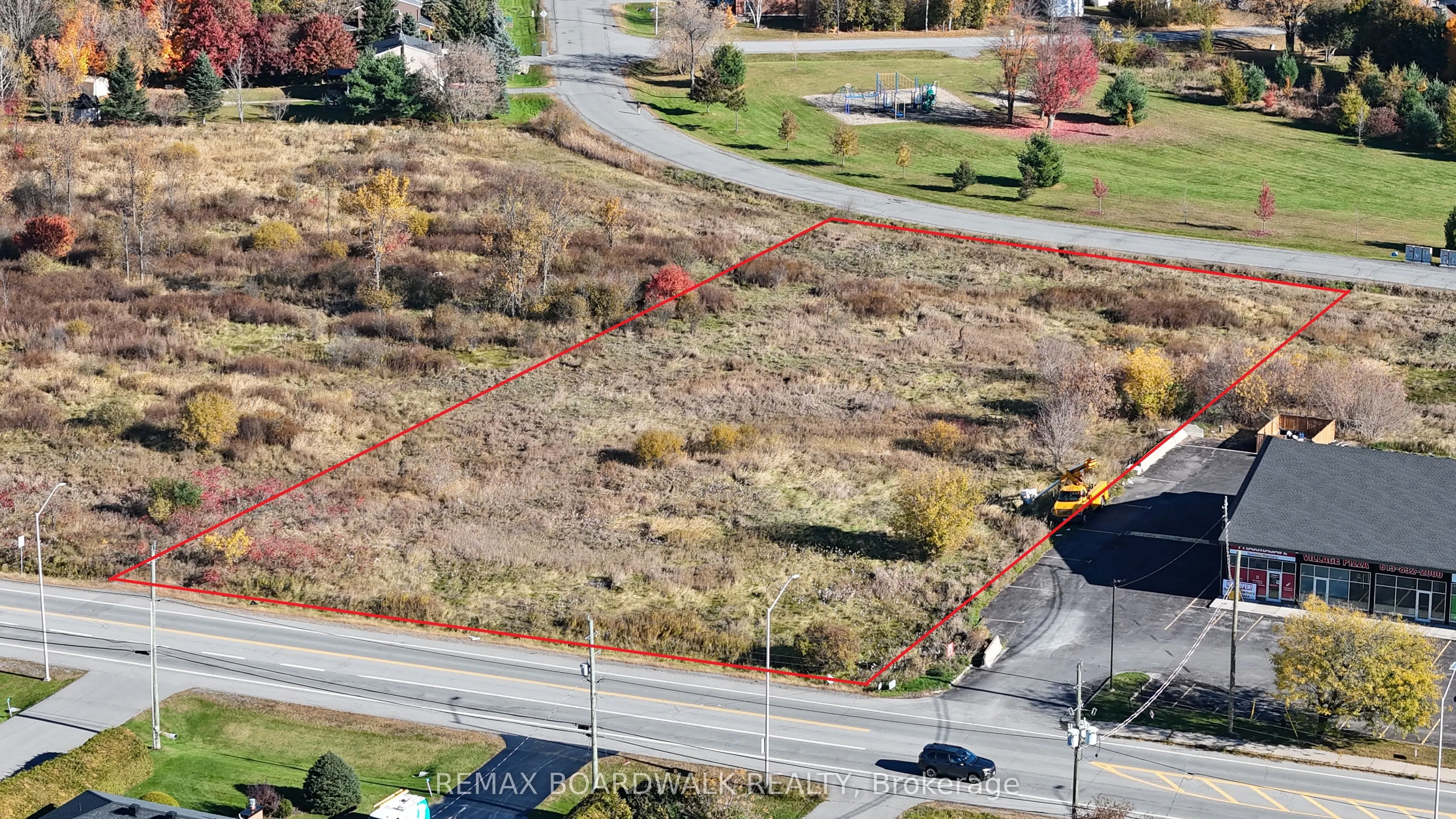 2826 Dunrobin Road