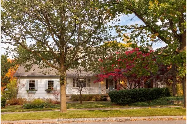 575 Hemingway Place