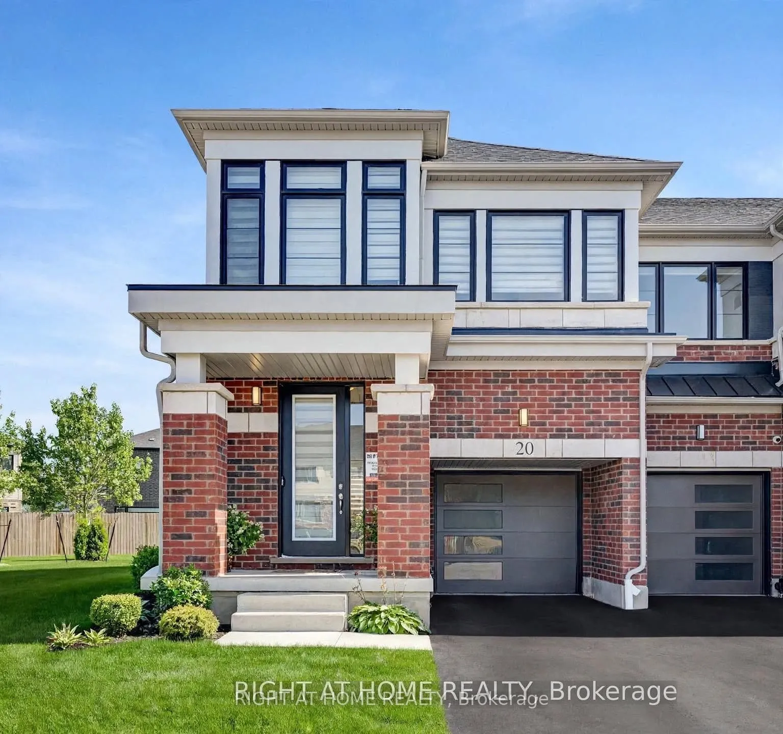 15 Blacklock Street #20
