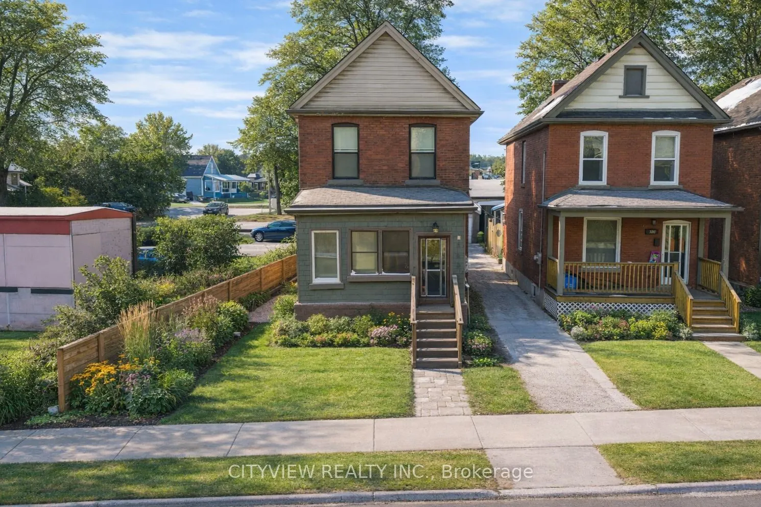 382 Beach Road