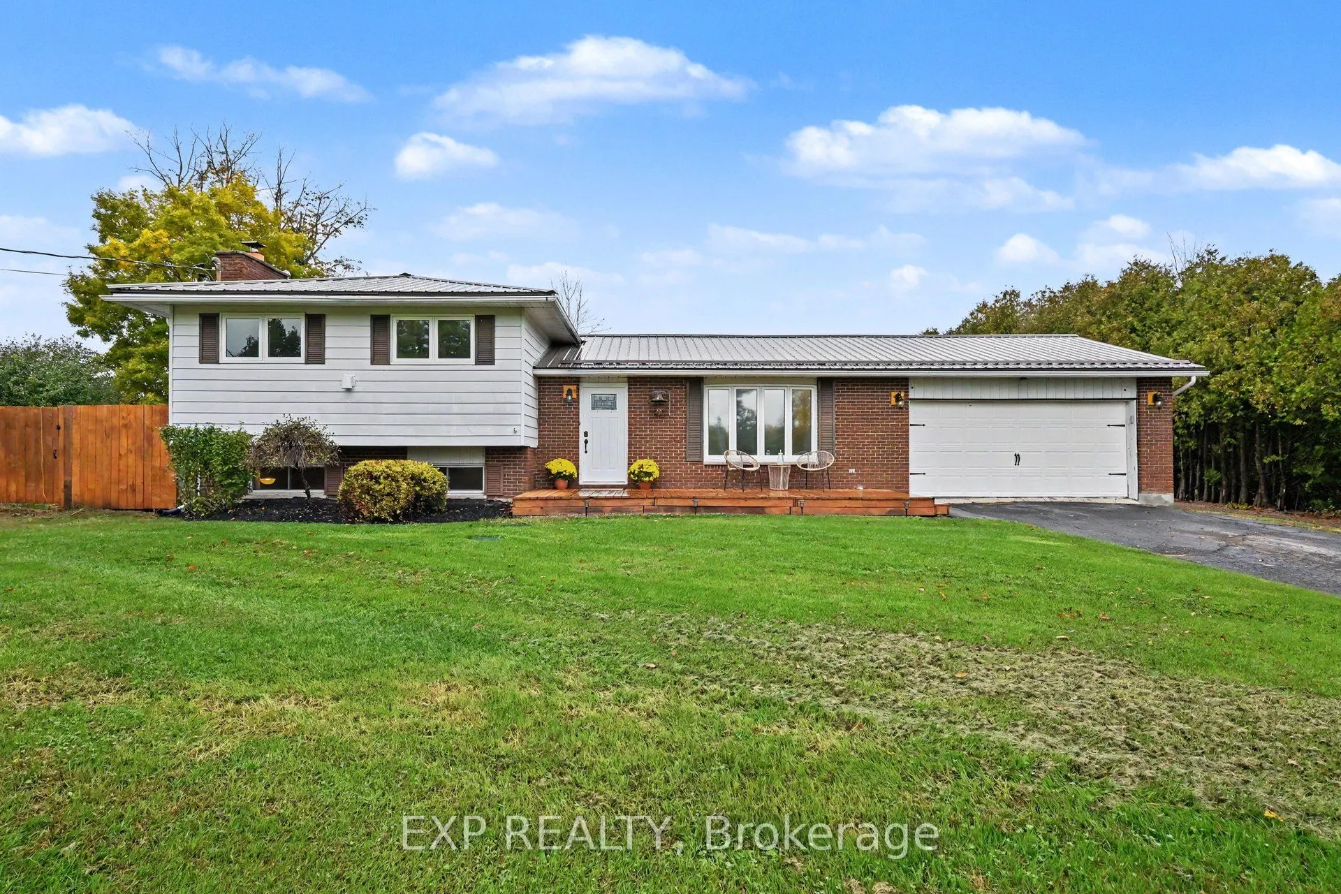 7142 Roger Stevens Drive