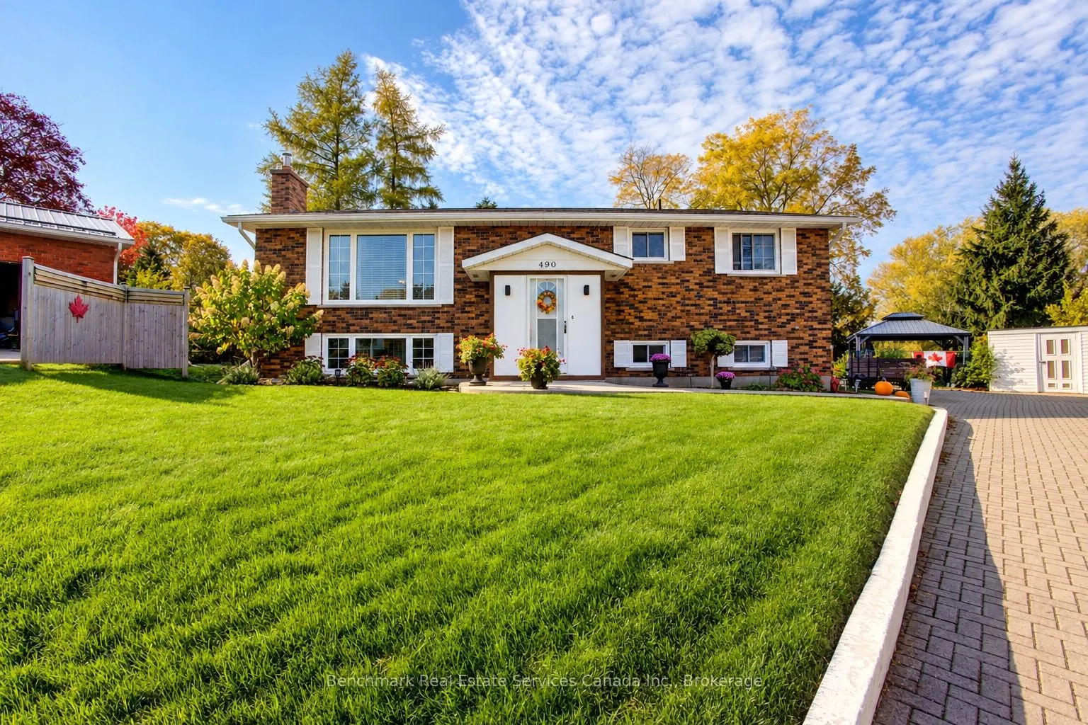 490 Walkers Circle
