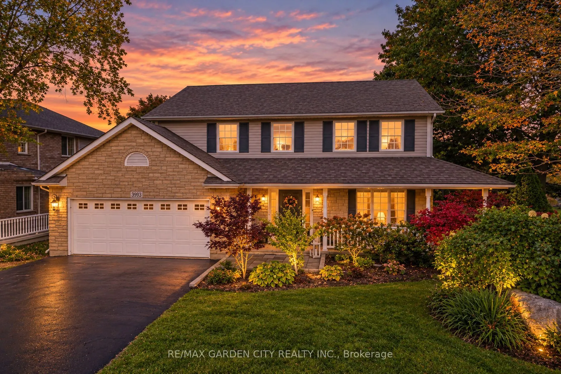 3993 Azalea Crescent