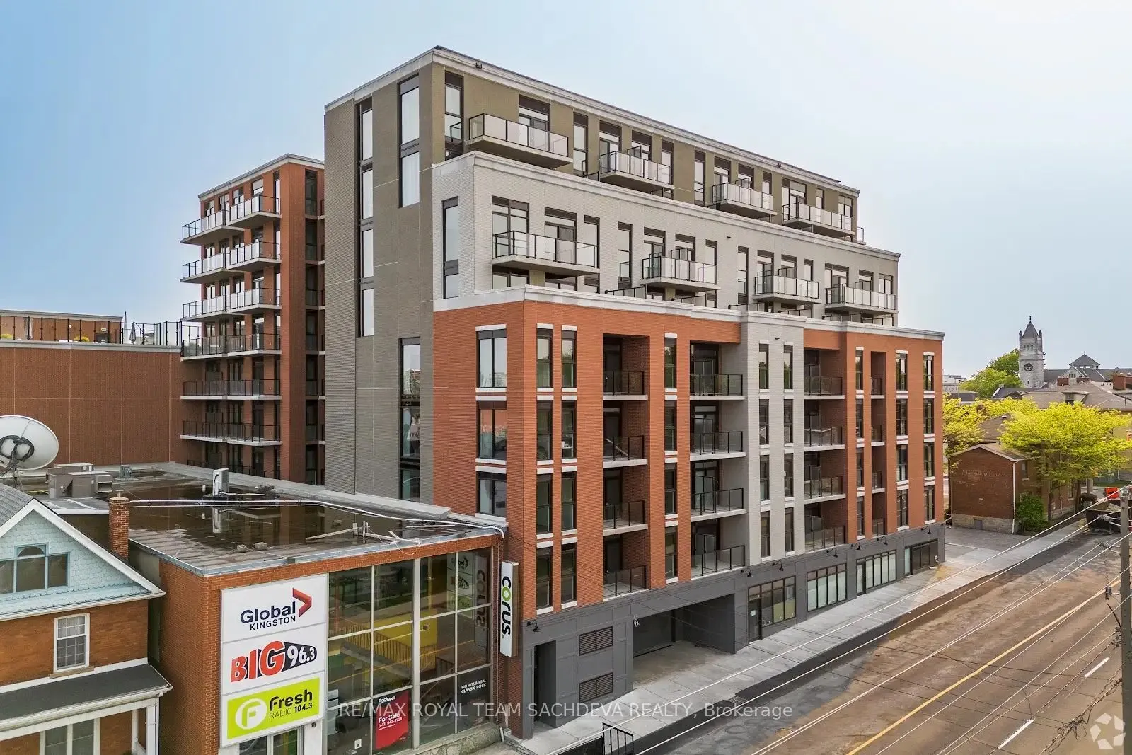 223 Princess Street #424