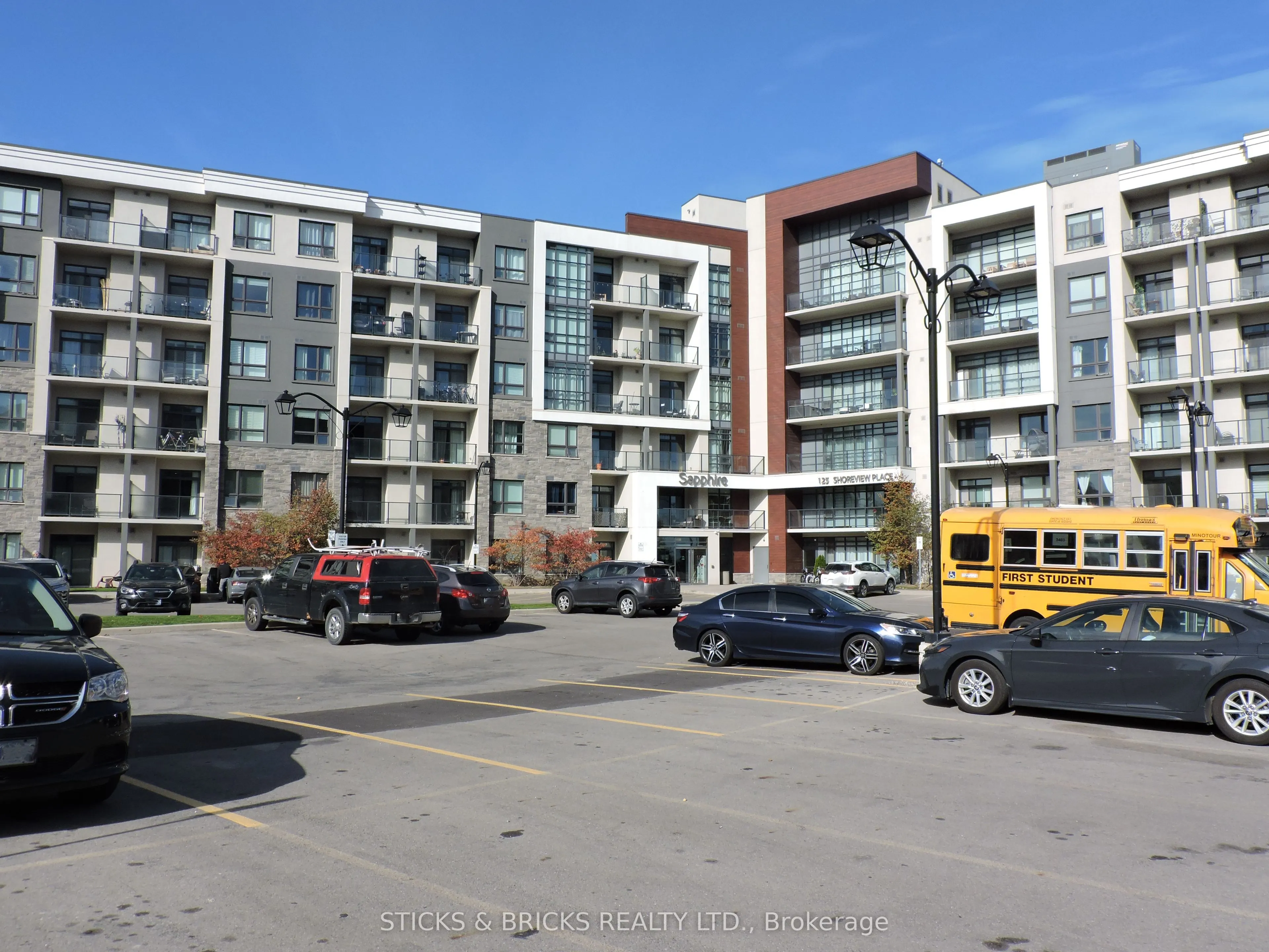 125 Shoreview Place #518