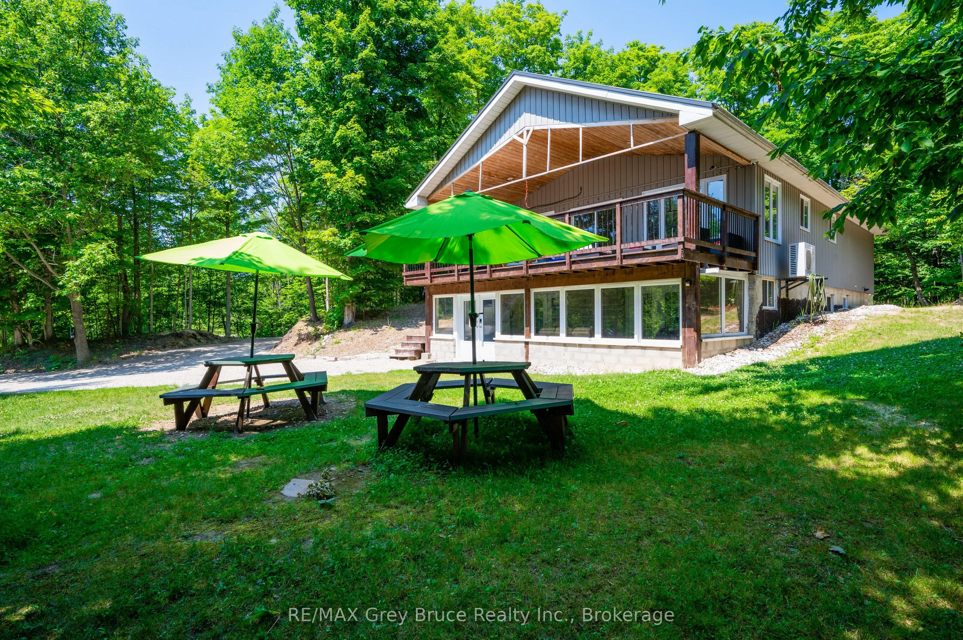3 Sugarbush Road