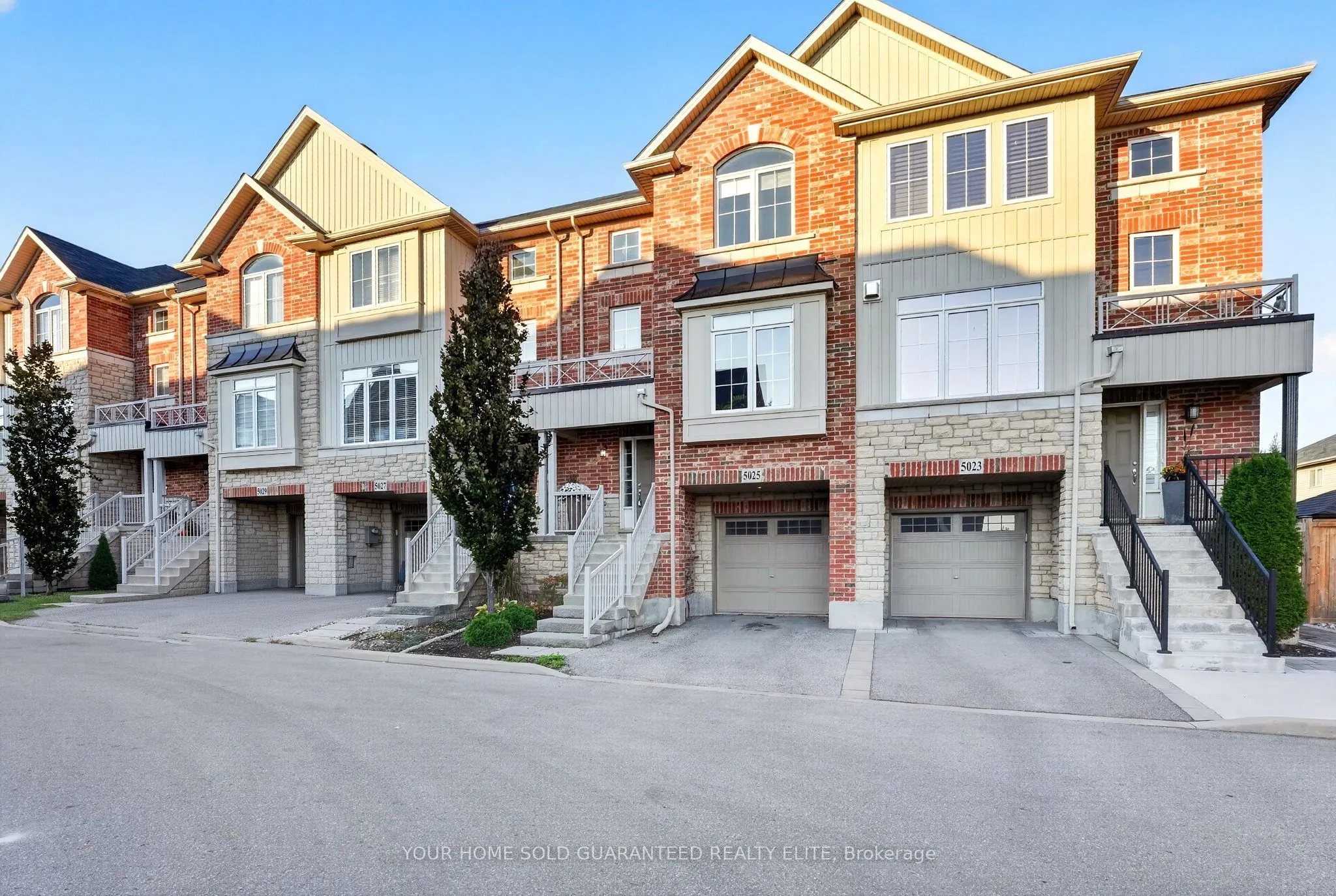 5025 Desantis Drive