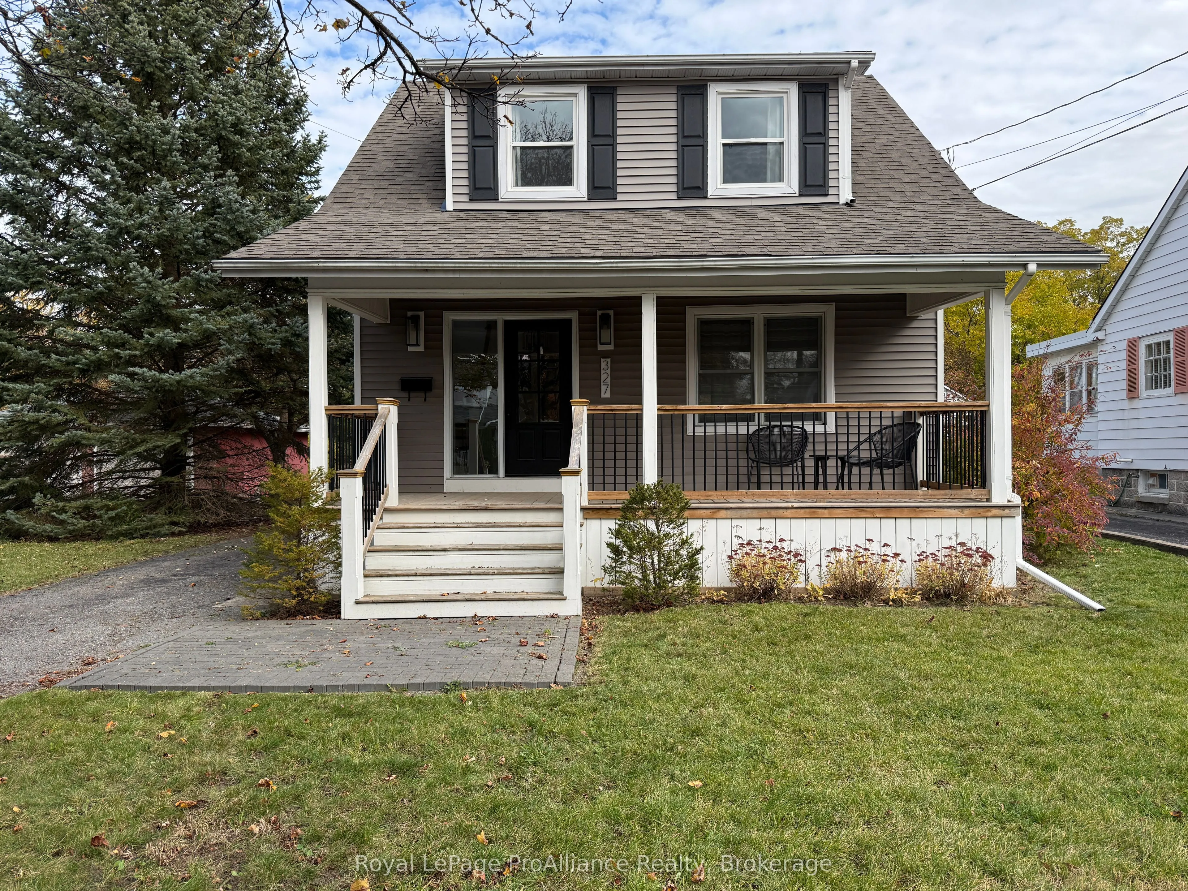 327 Bleecker Avenue