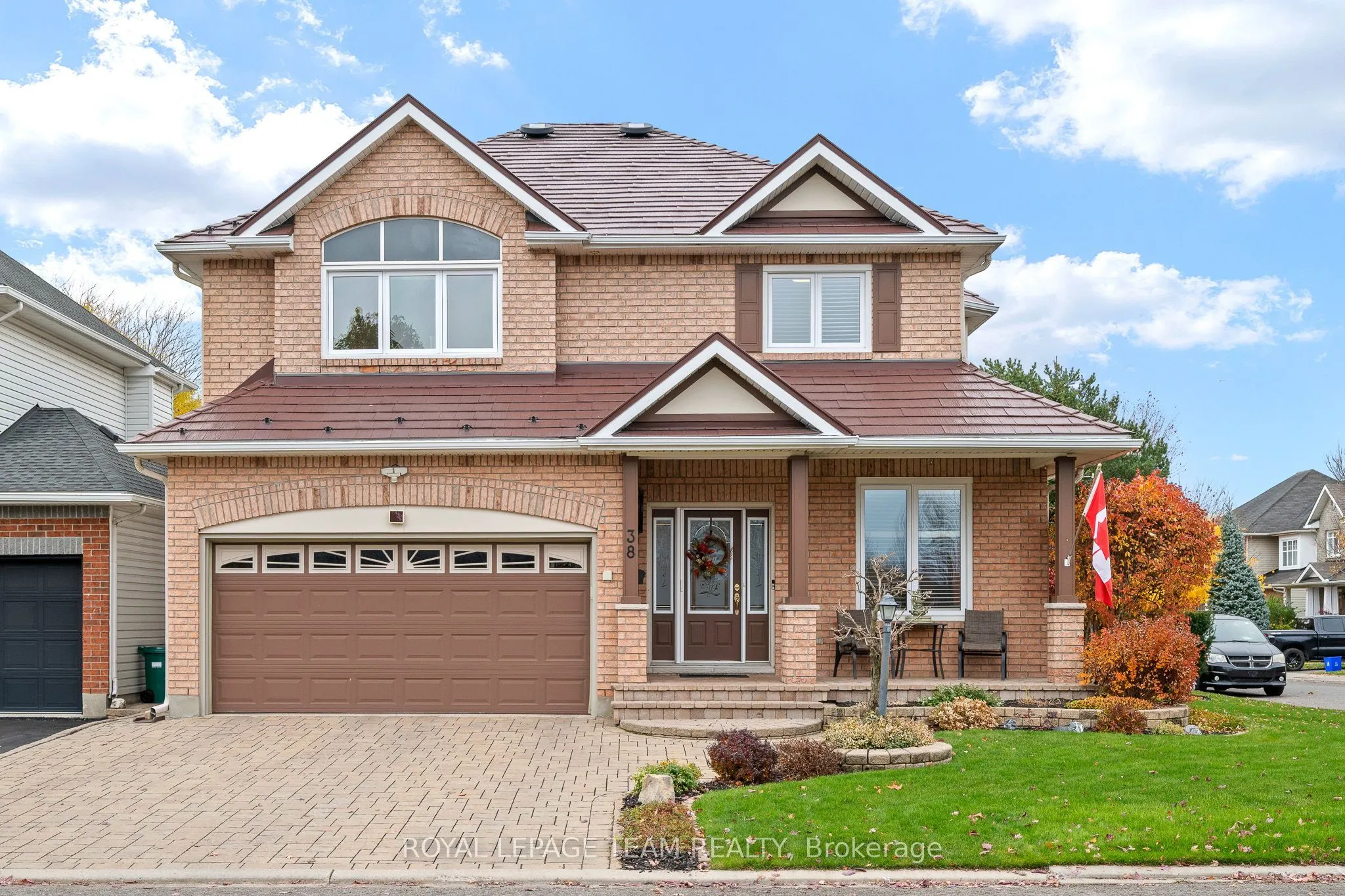 38 Noblesse Avenue