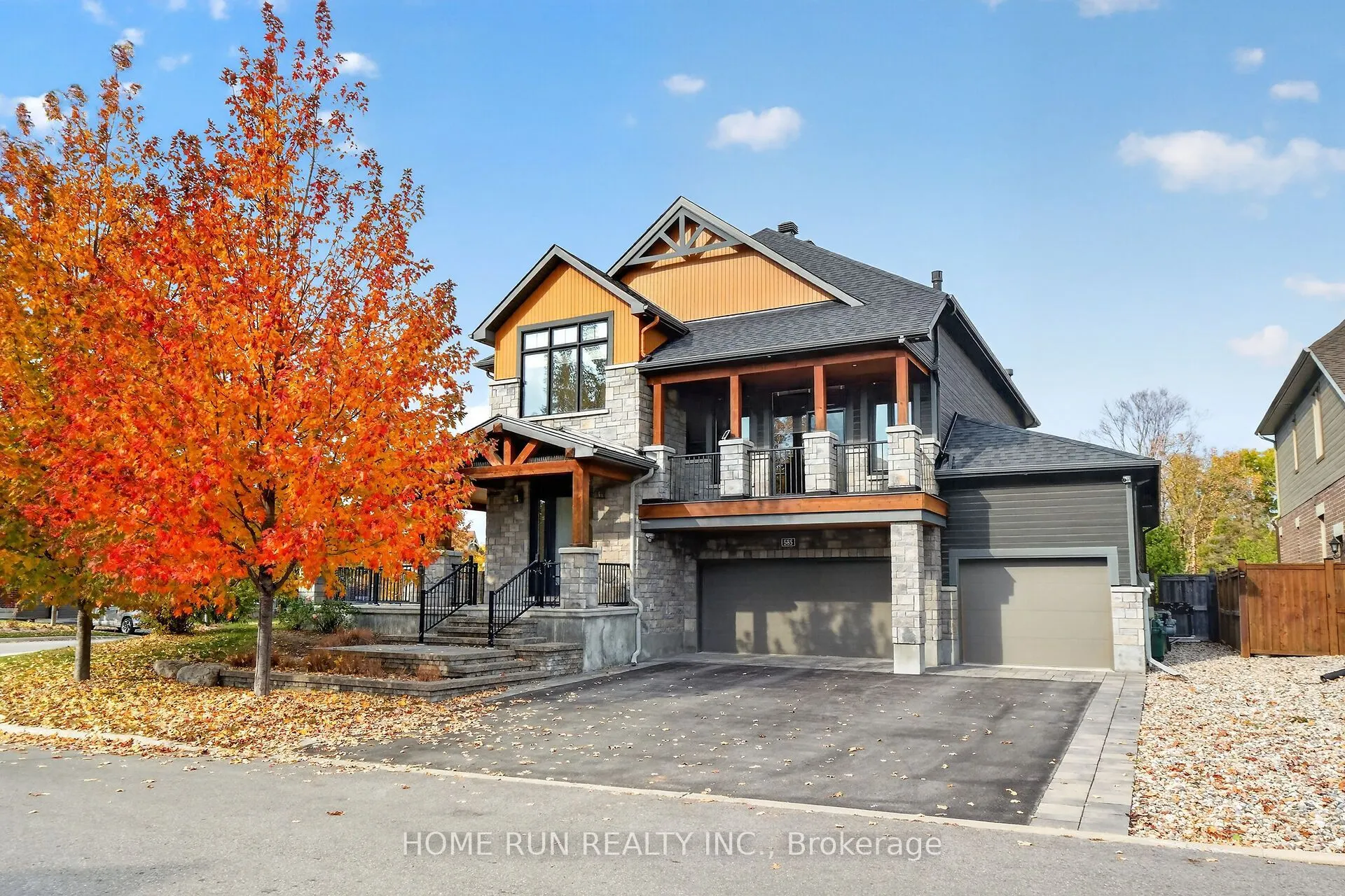 585 Chriscraft Way