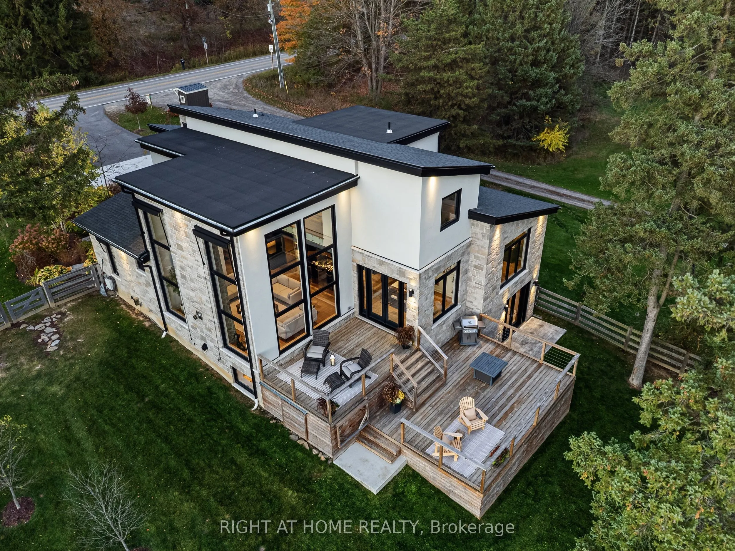 972 Governors Road