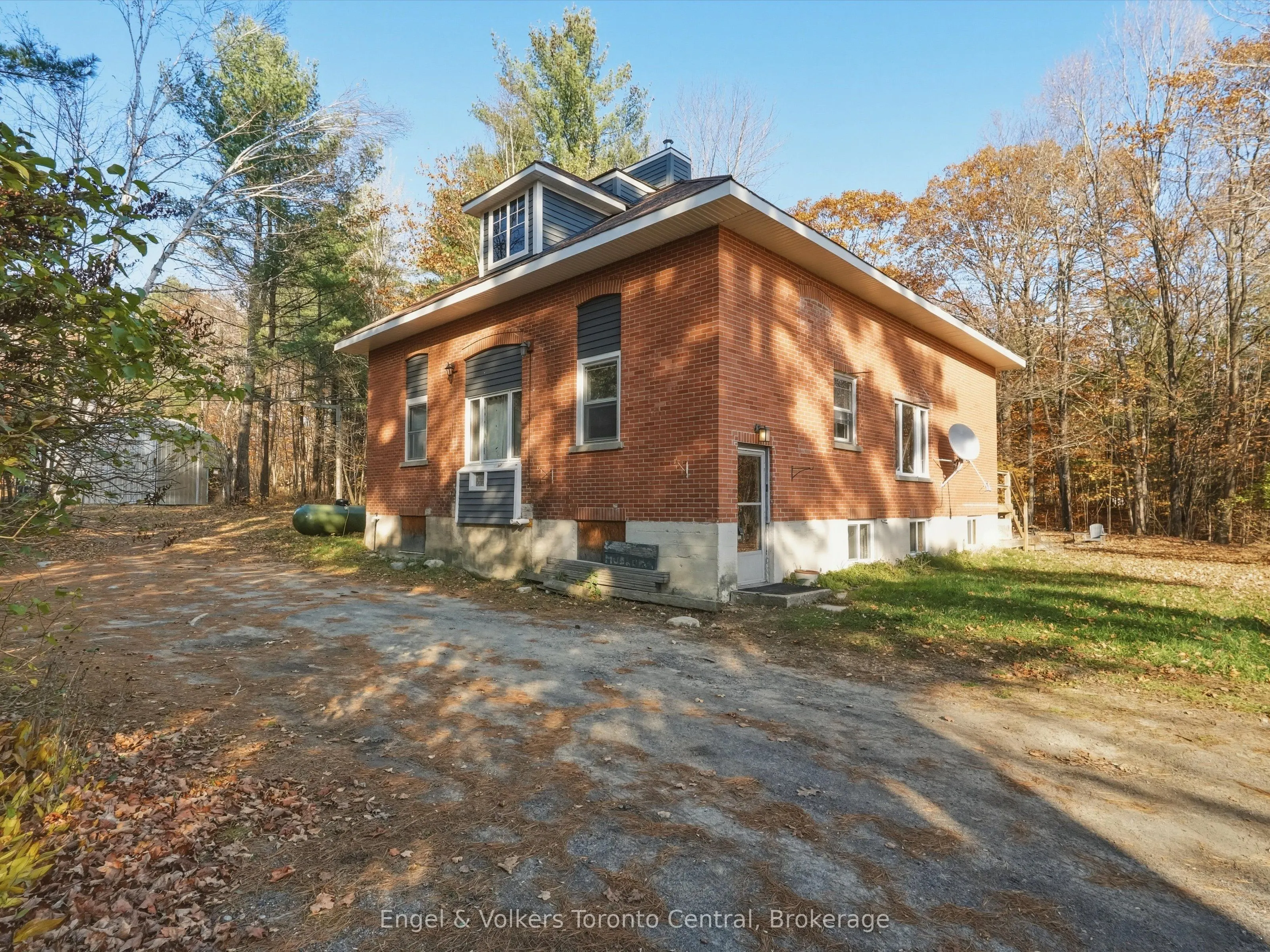 2026 Peninsula Road