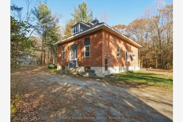 2026 Peninsula Road
