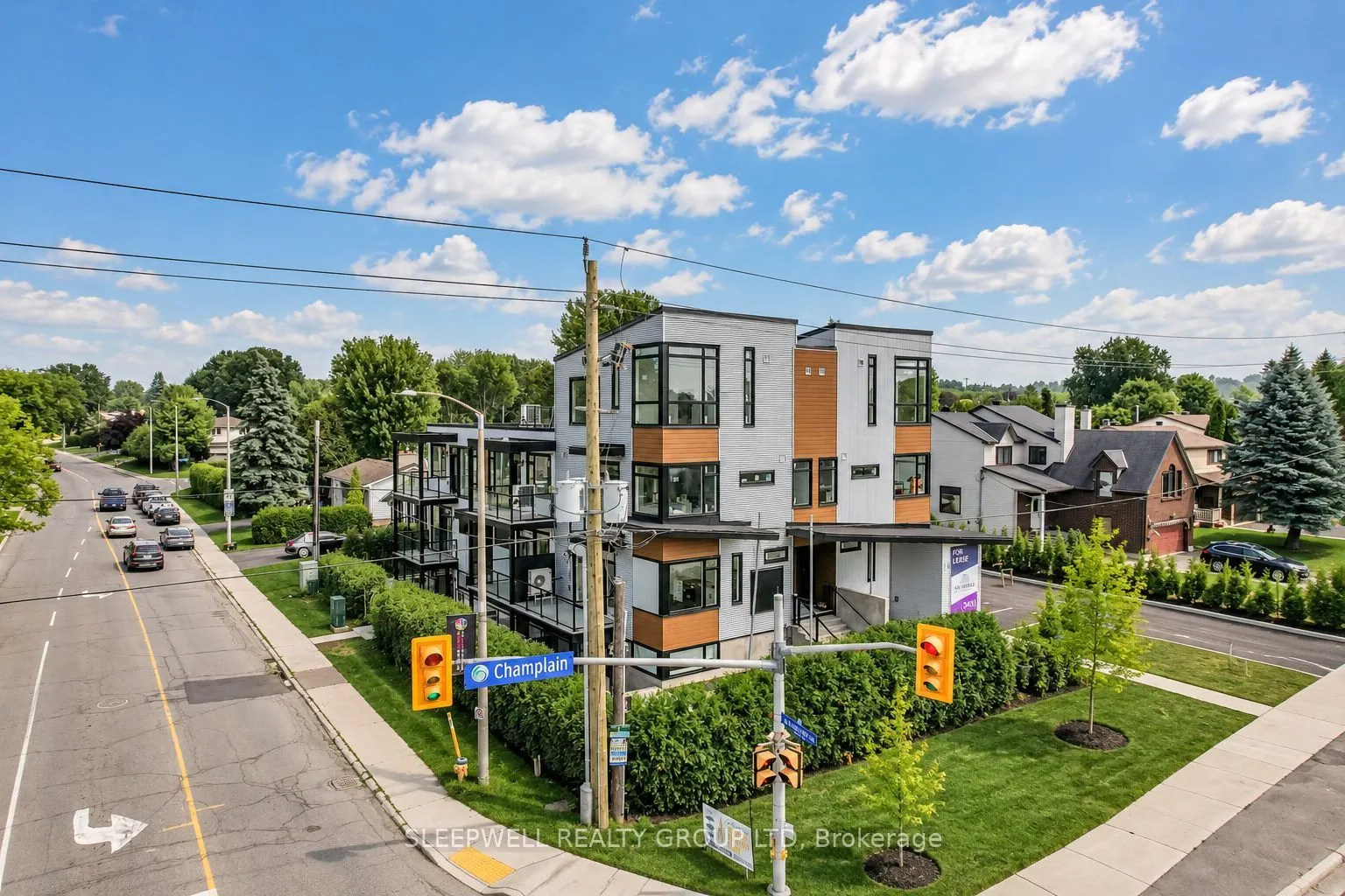 845 Champlain Street #8