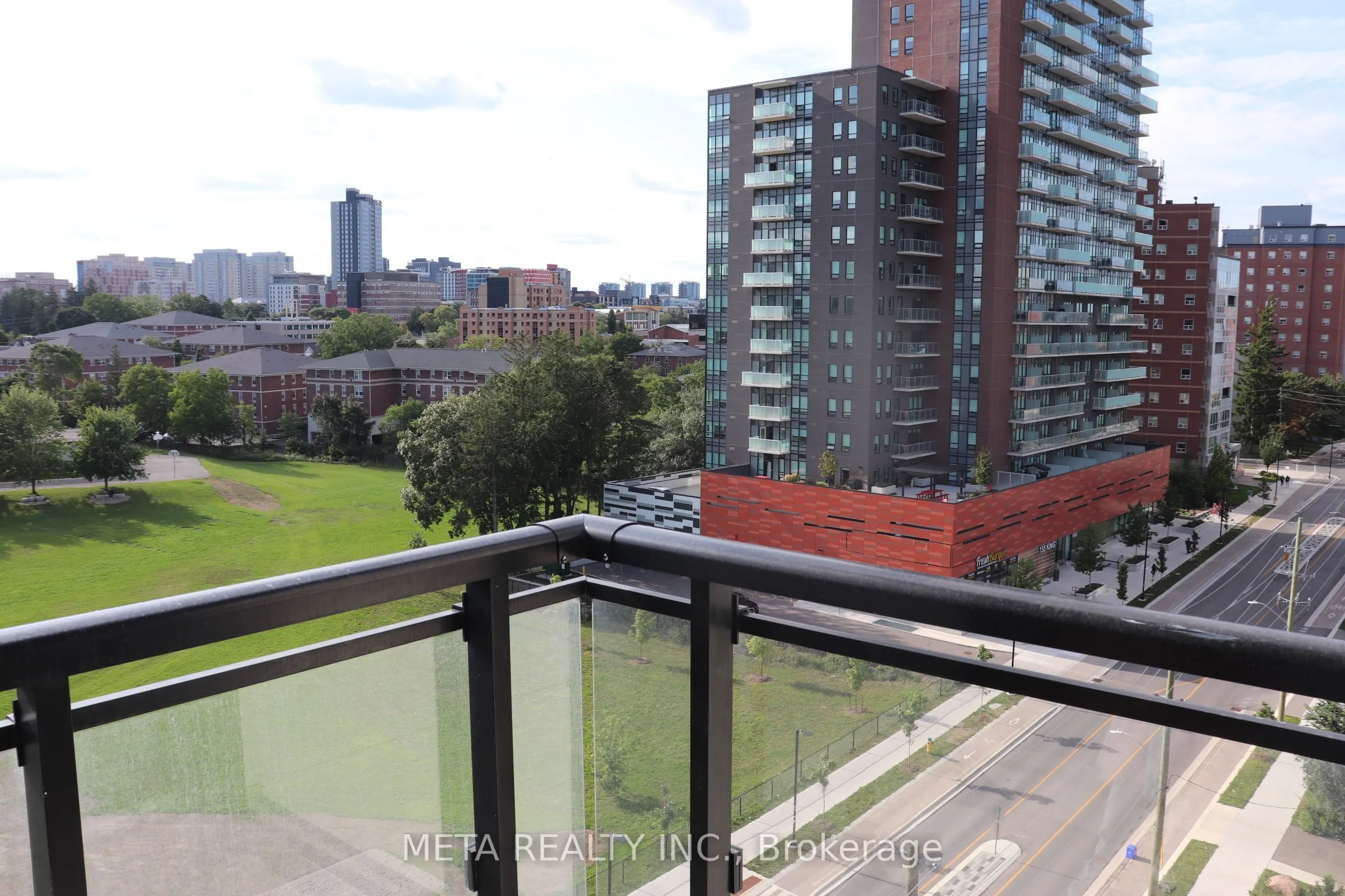 128 King Street #908