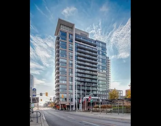 85 Duke Street #902