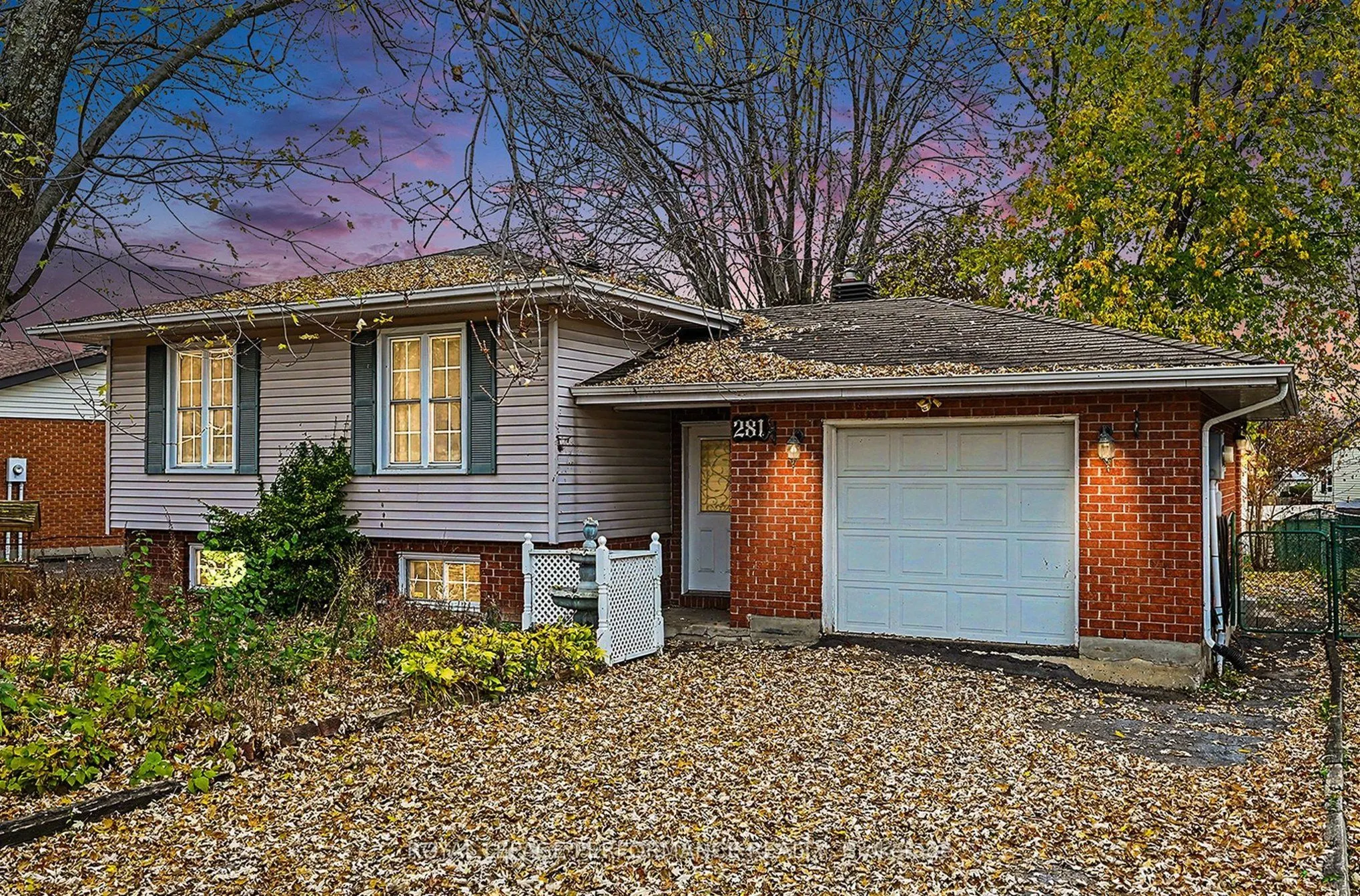 281 Meadowvale Crescent