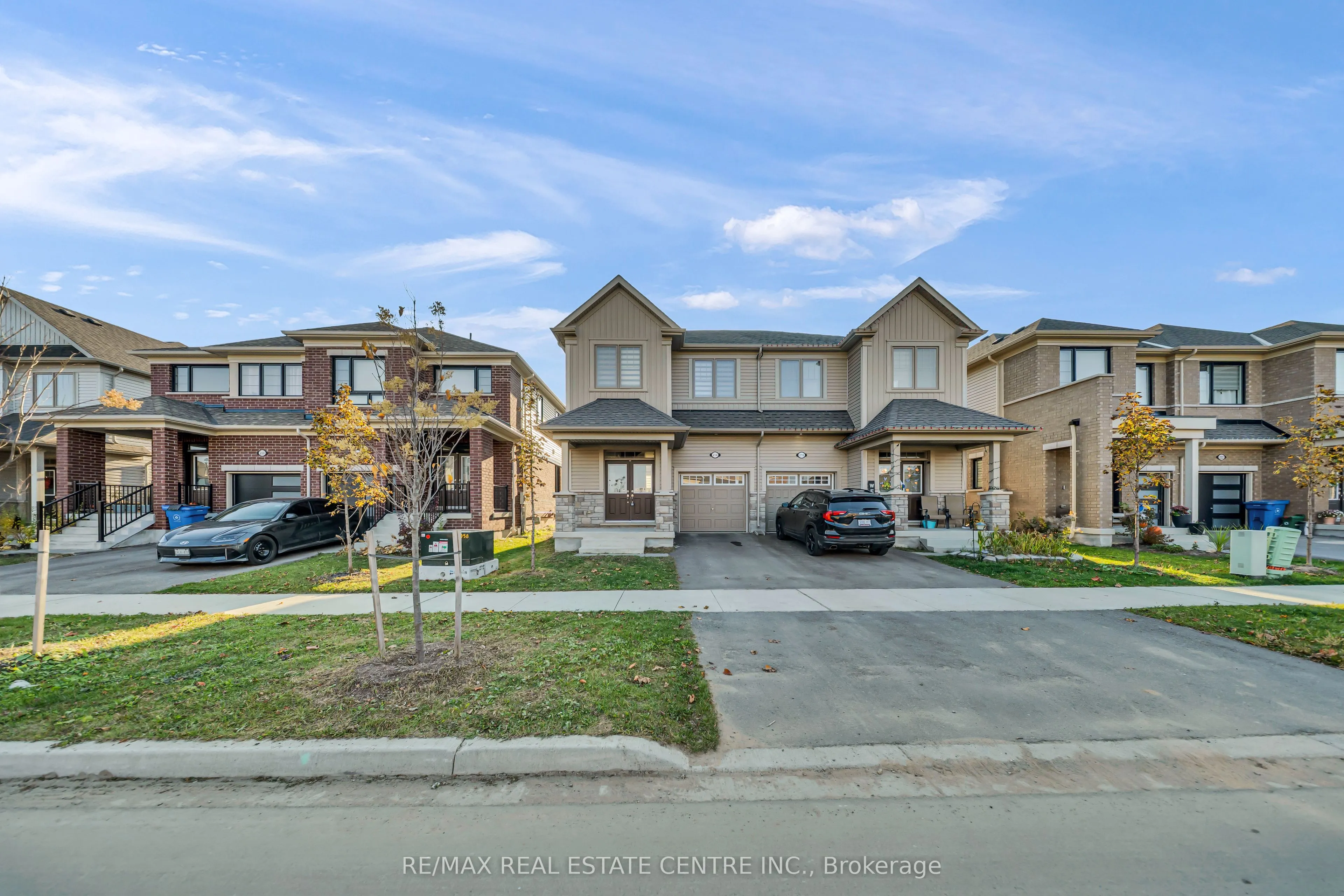 214 Elliot Avenue W