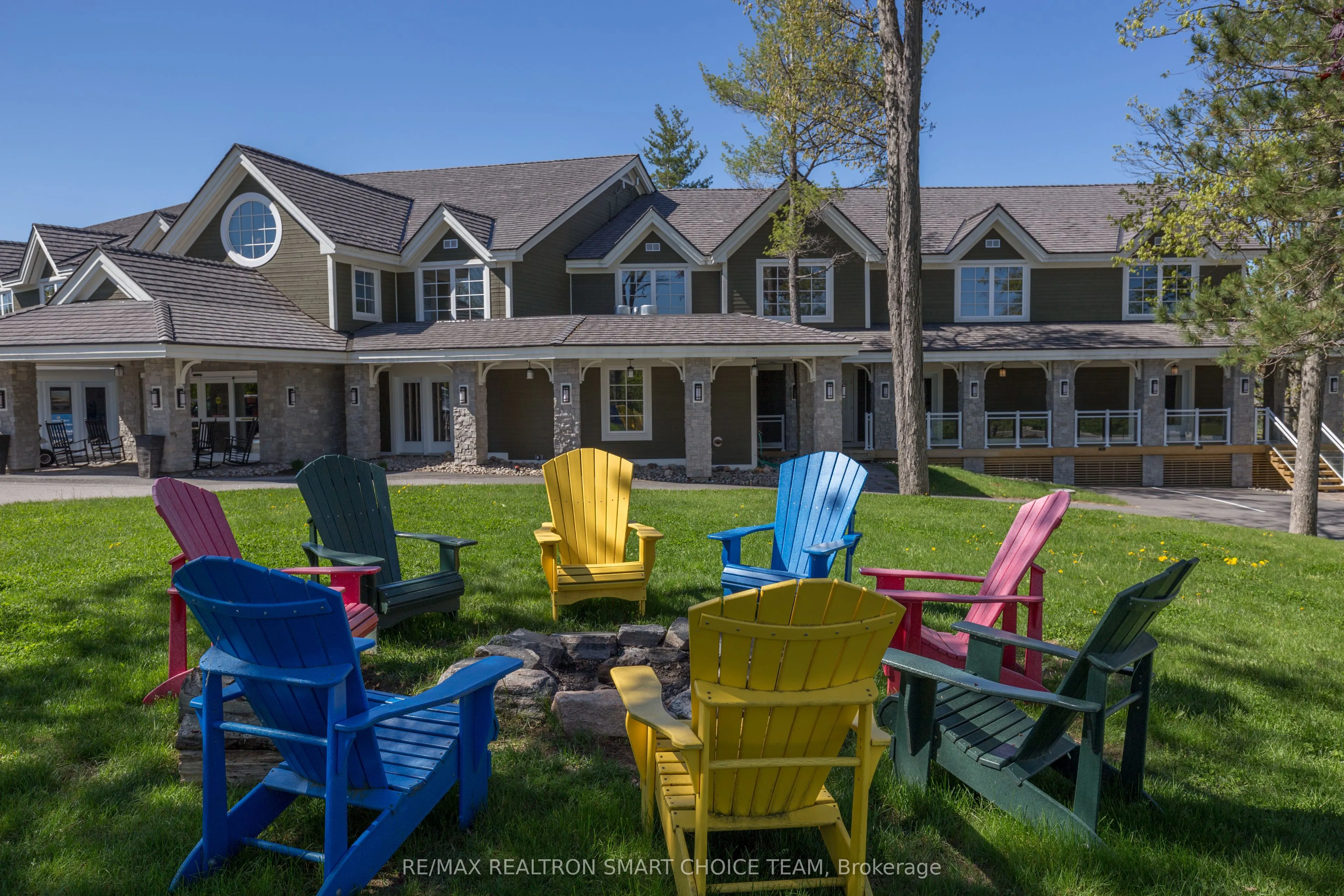 1869 Muskoka 118 Road W #L204-A1&B1