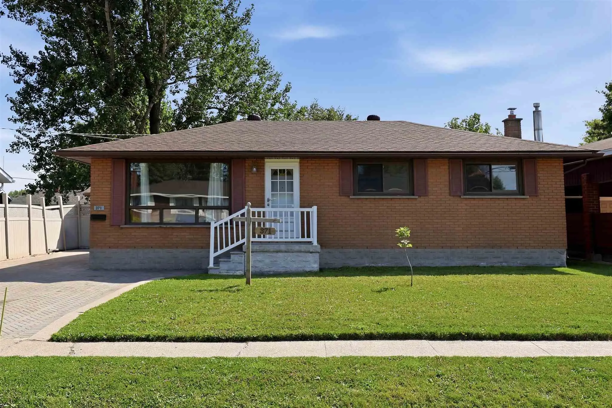371 Doncaster Road