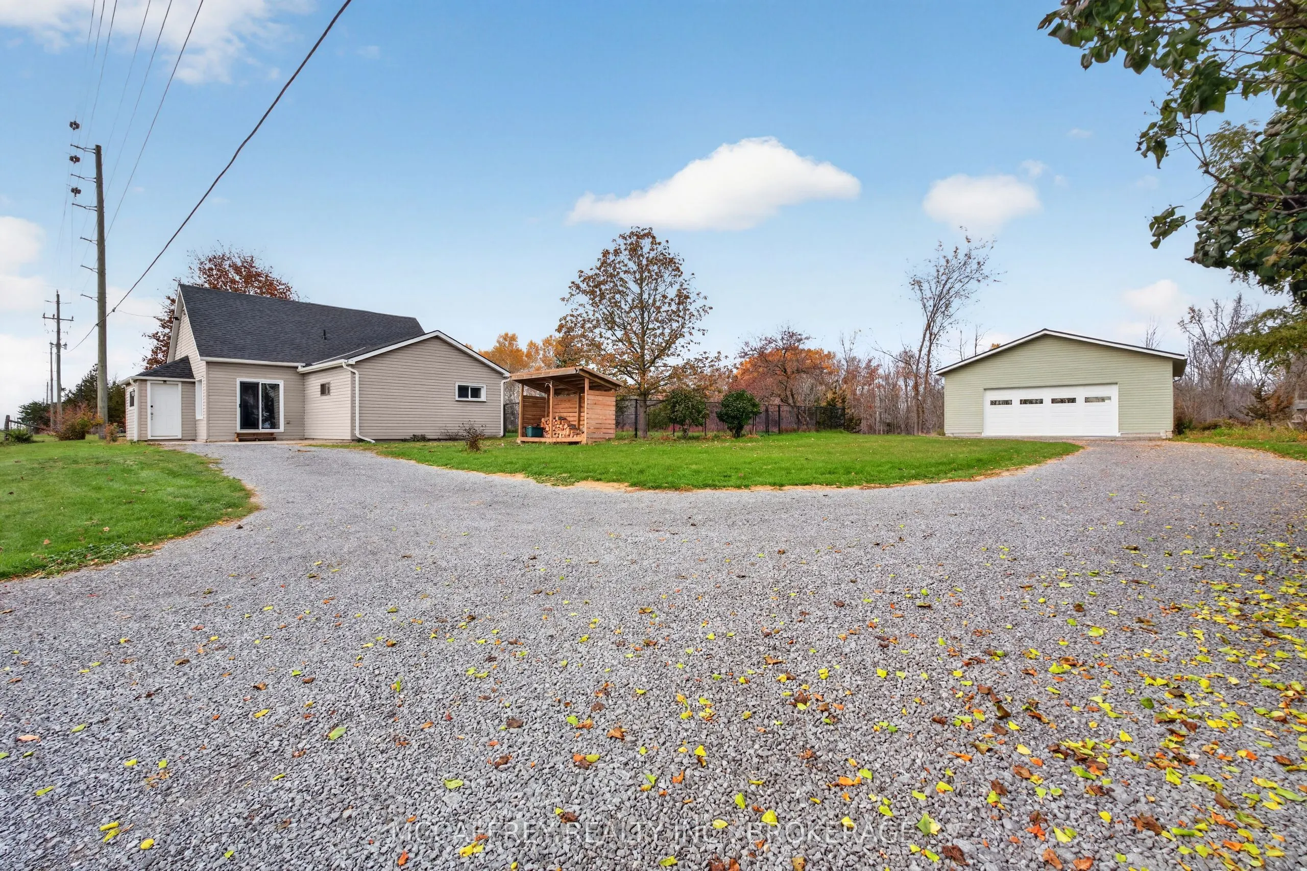1499 County Road 1 W