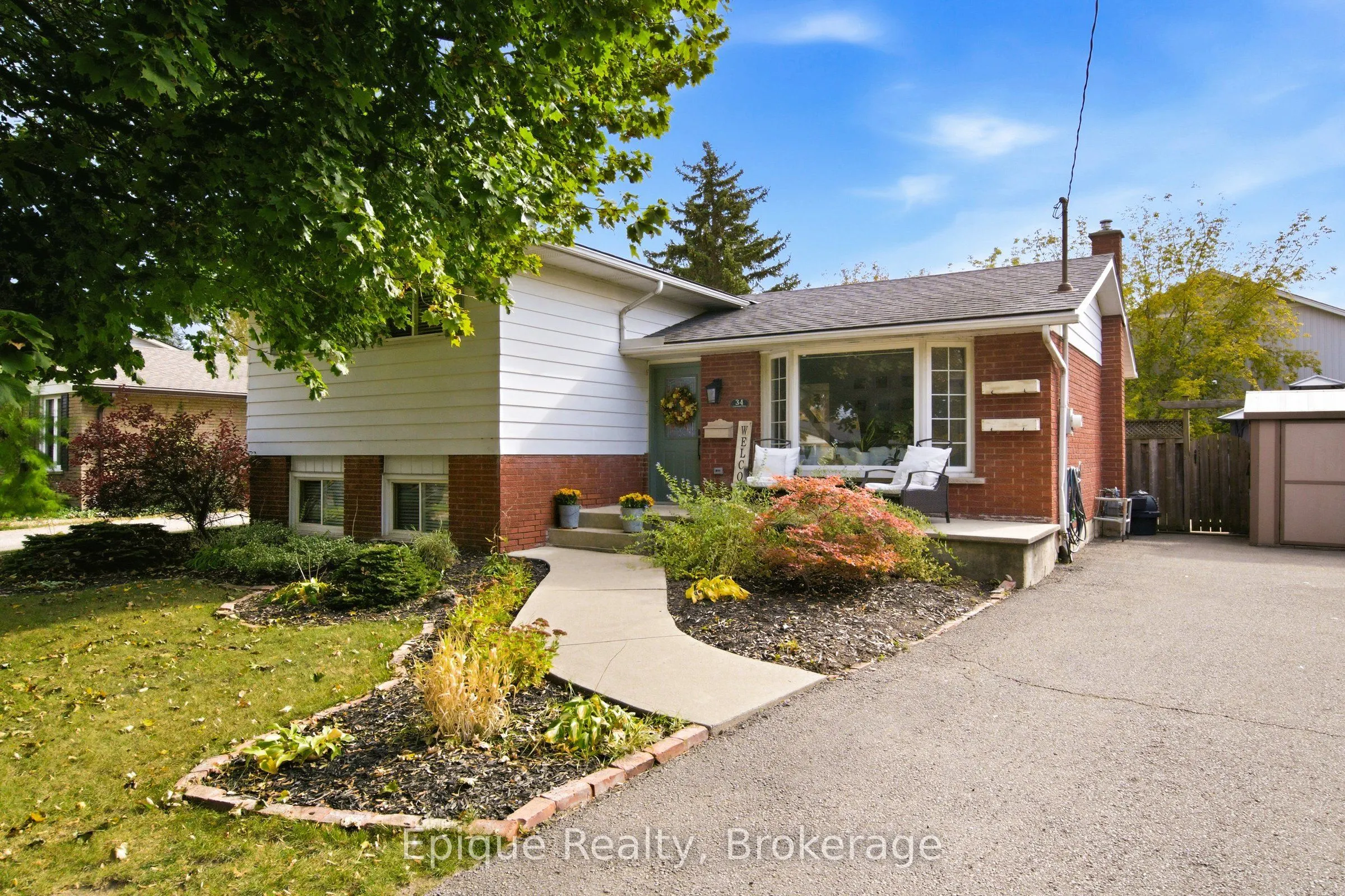 34 Centennial Drive