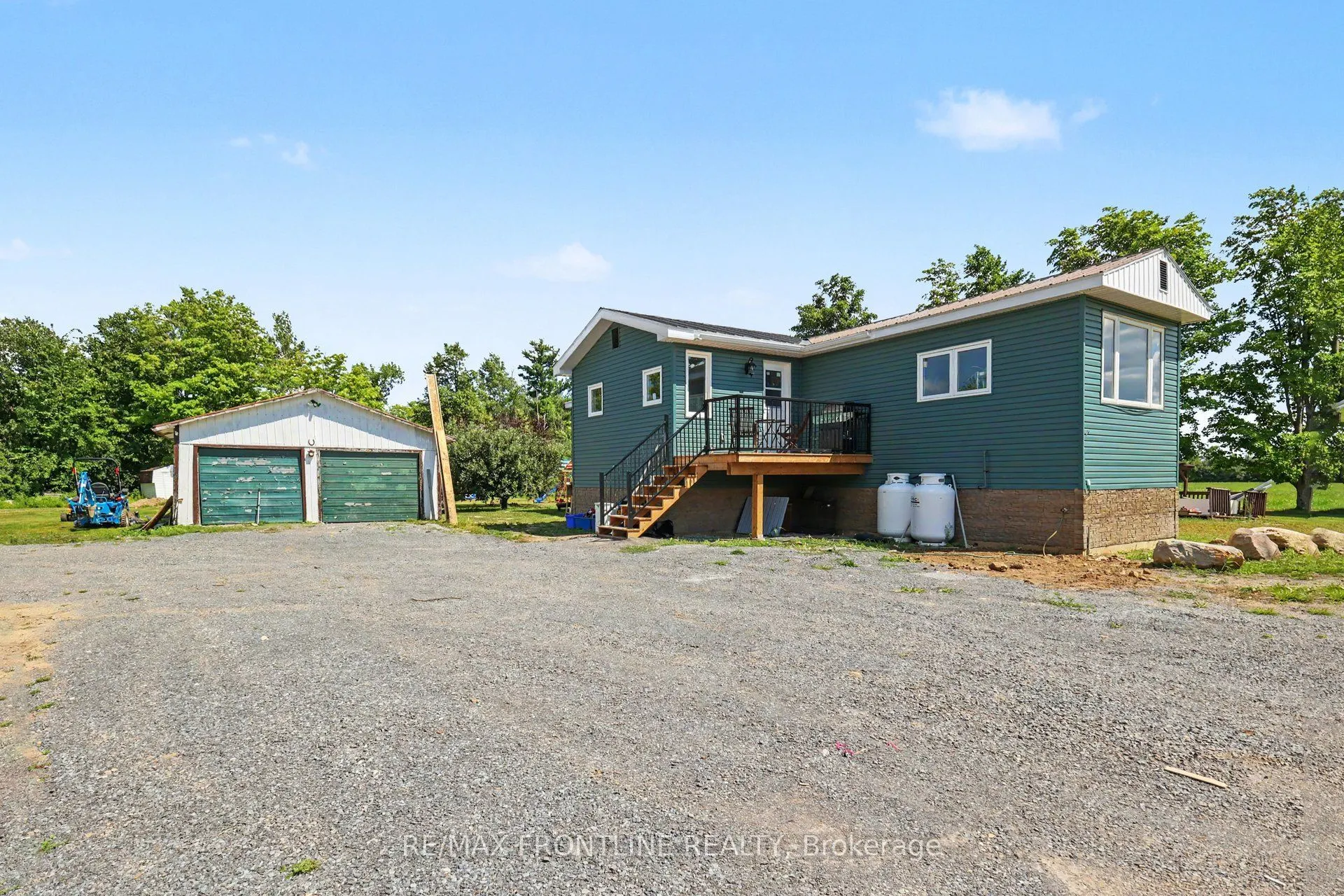 1758 Hwy 511