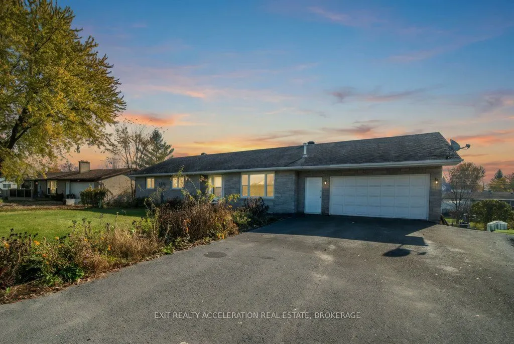 654 County Rd 1 E
