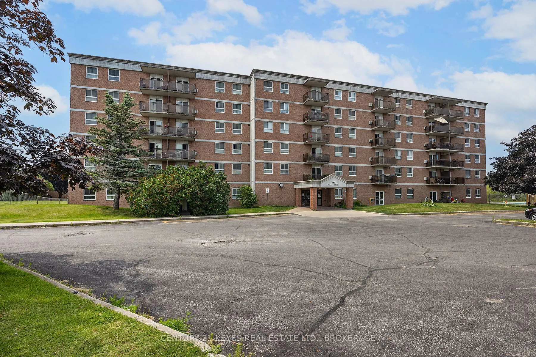 745 Davis Drive #511