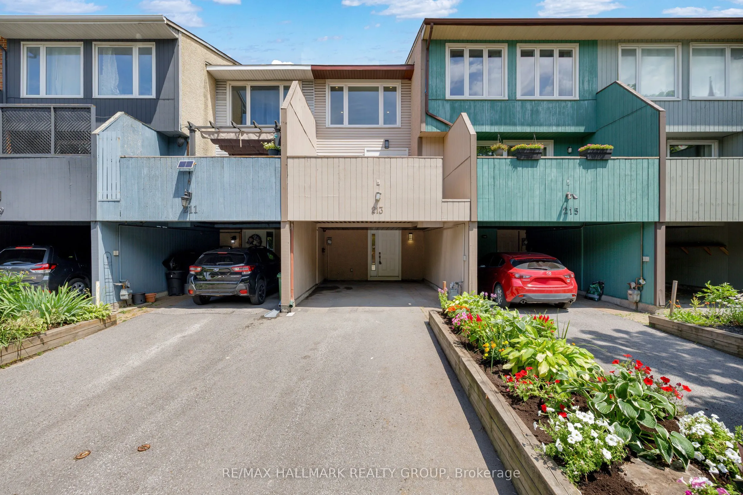 213 BOOTH Street