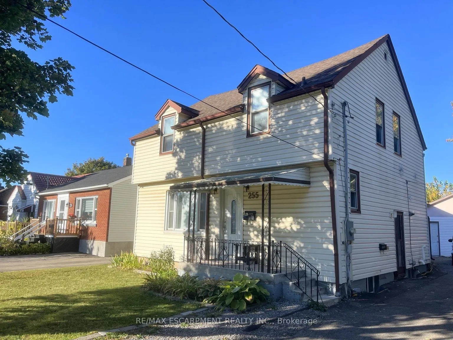 255 WALLACE Avenue S #LOWER