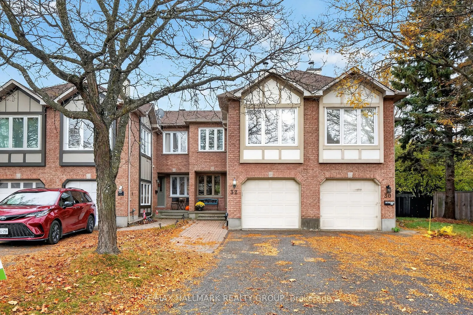 32 Havenhurst Crescent