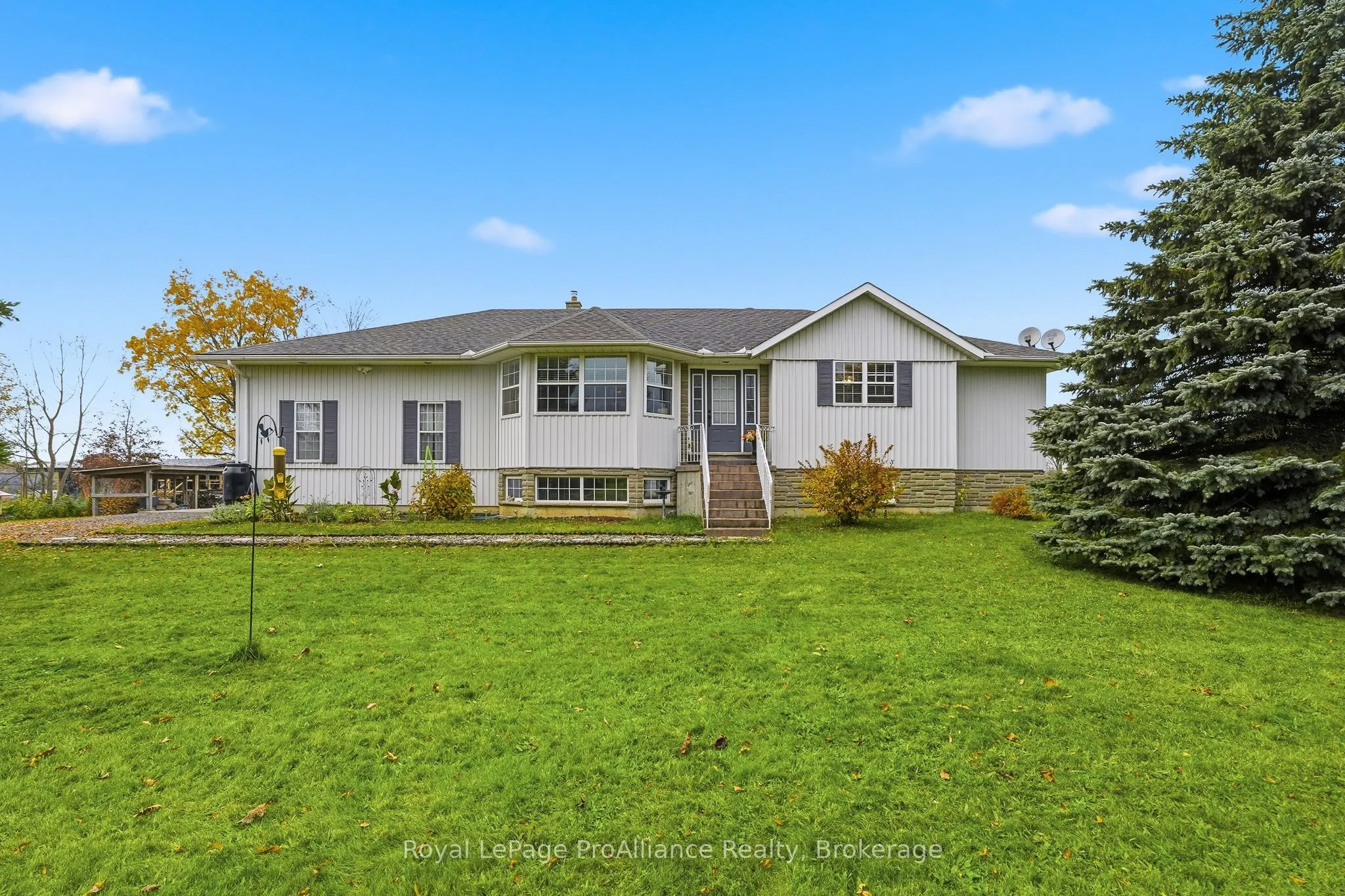 3158 Victoria Road