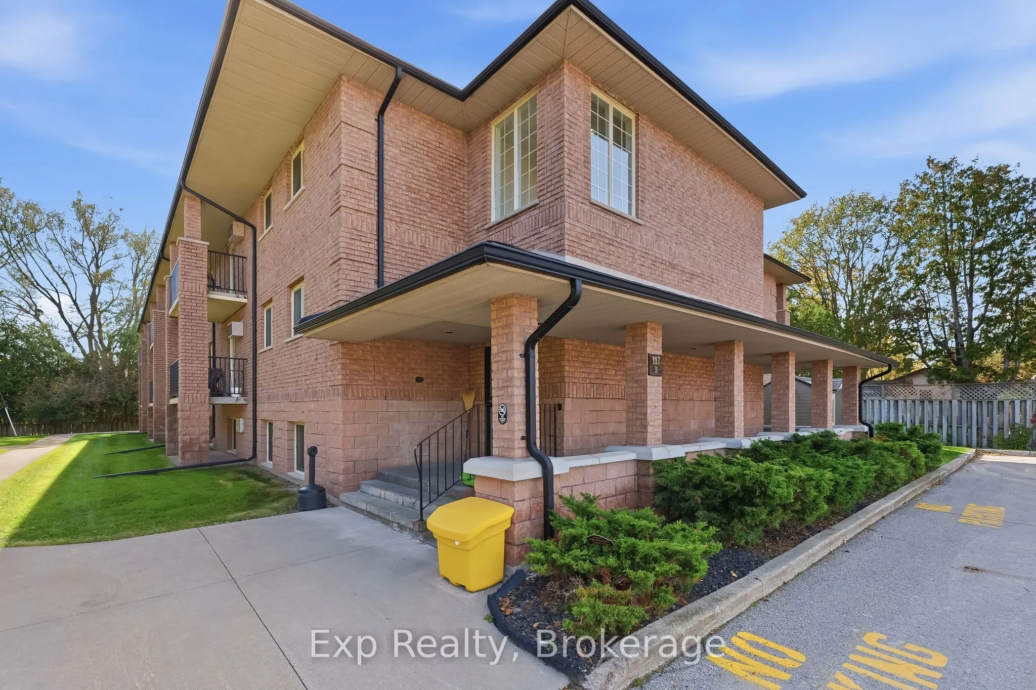 117 Prince Edward Street #201