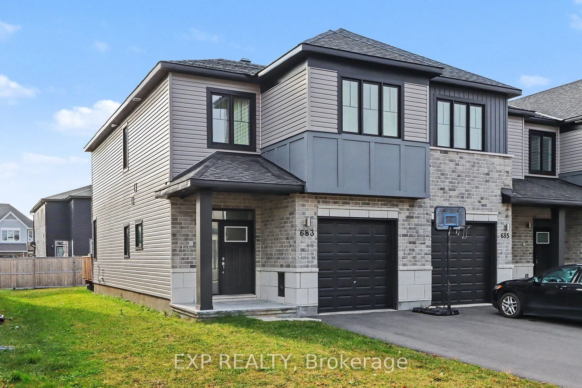 683 Taliesin Crescent