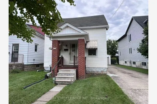 125 Broadway Avenue