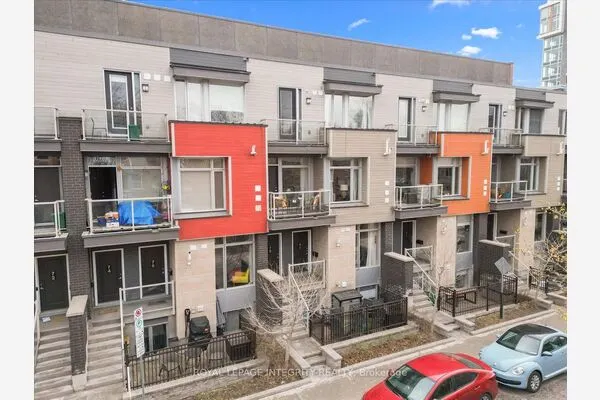78 Holmwood Avenue #9