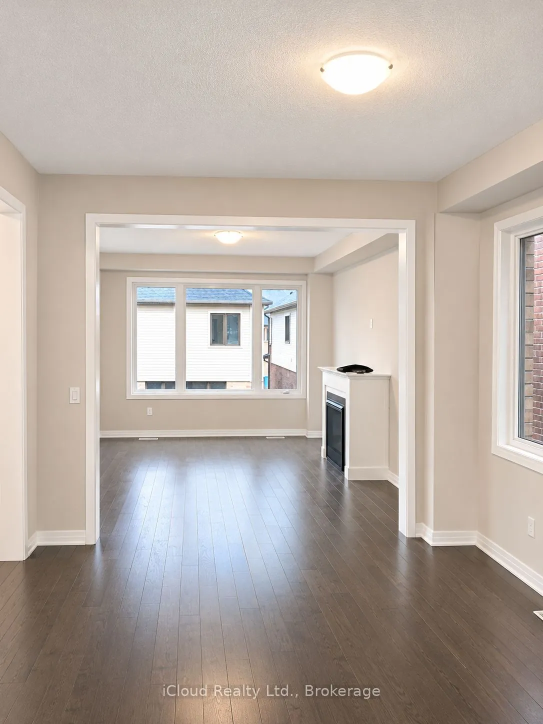 457 Robert Woolner Street