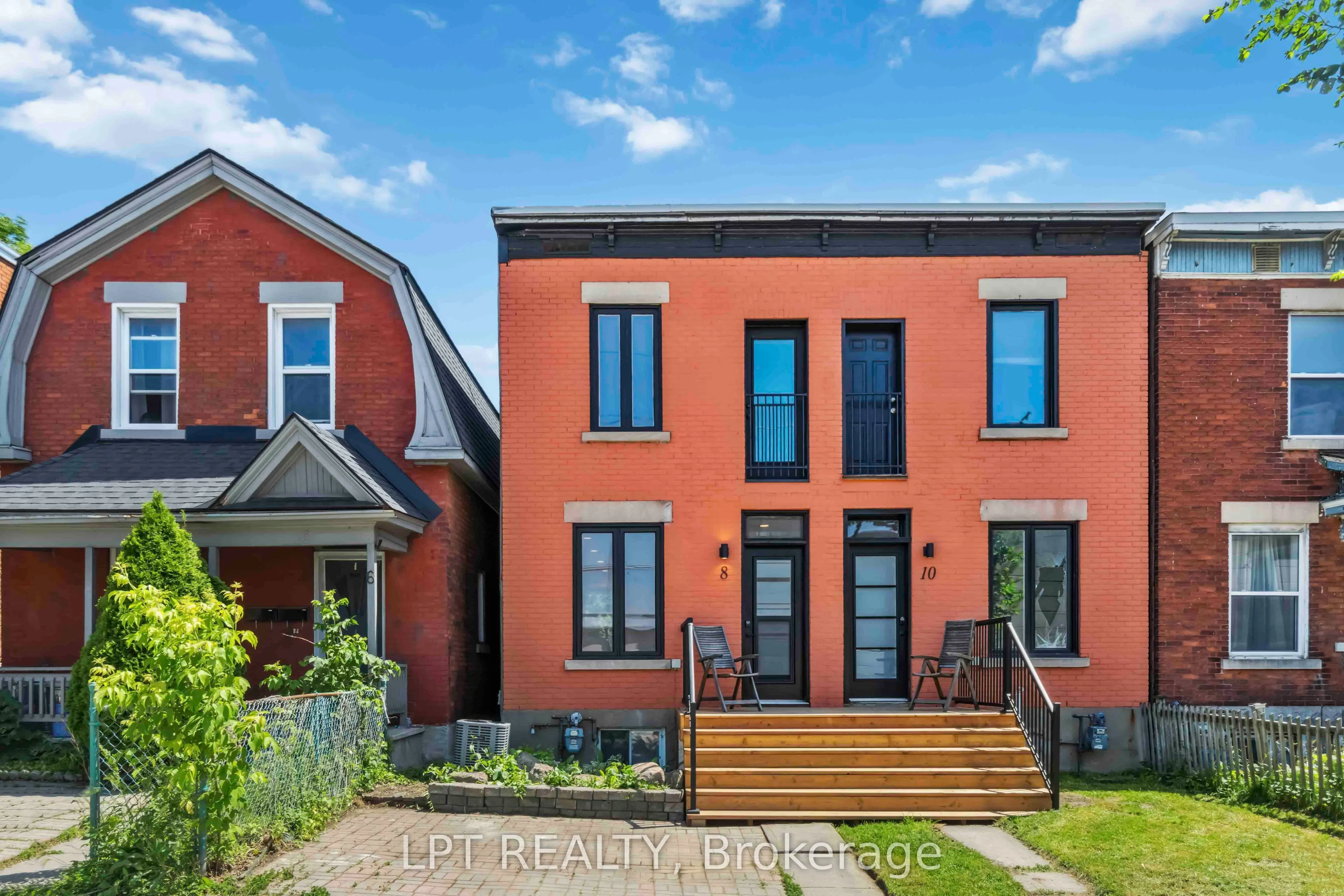 8 Orangeville Street