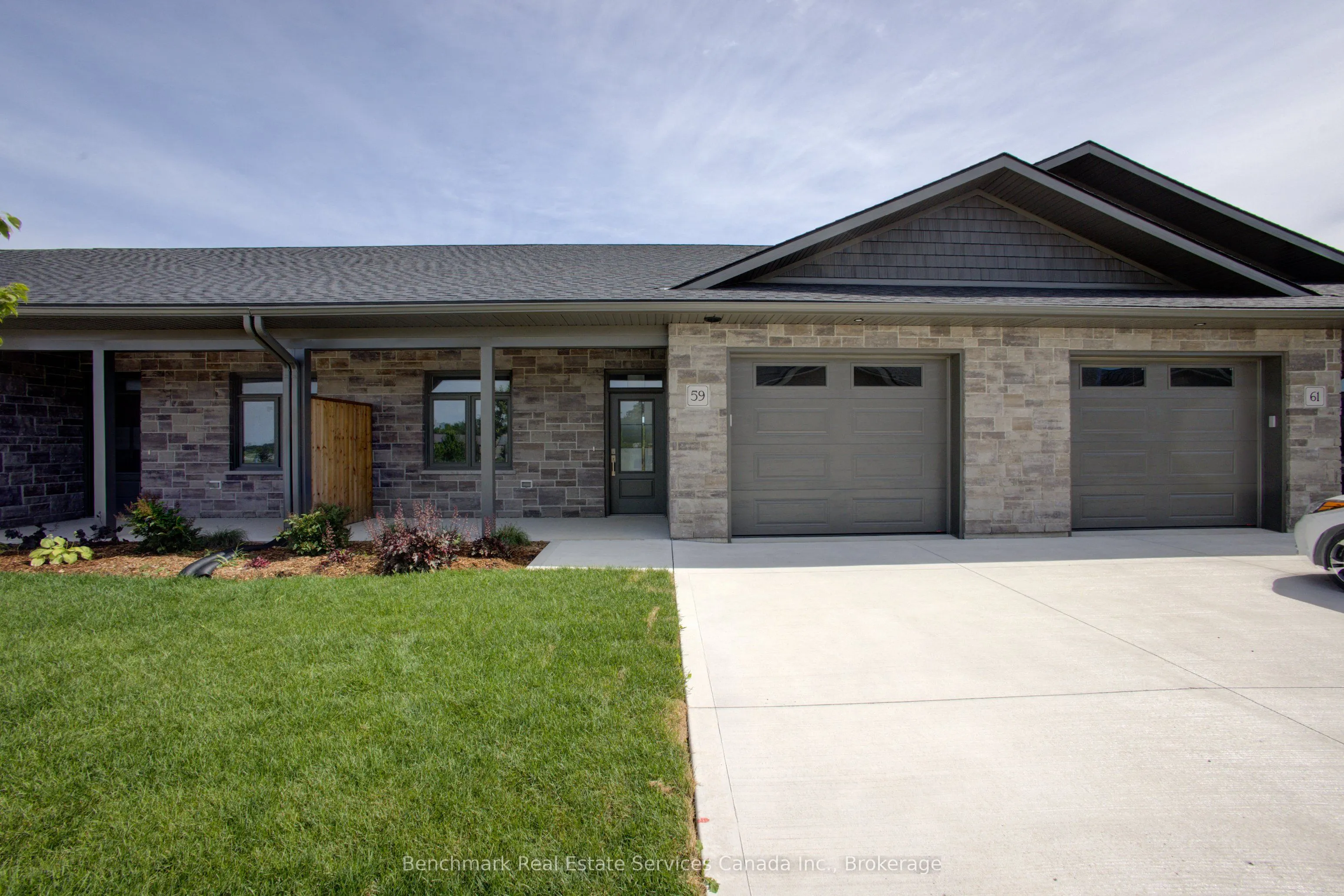 59 Cavalier Crescent #59